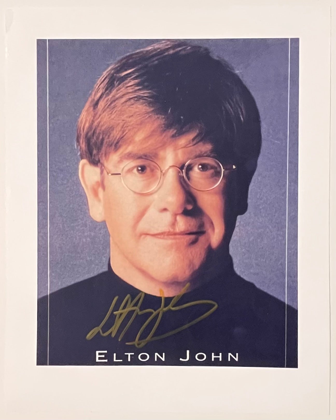 ELTON JOHN SIGNED AUTOGRAPH 8X10 COLOR PHOTO 1995 MADE IN ENGLAND TOUR