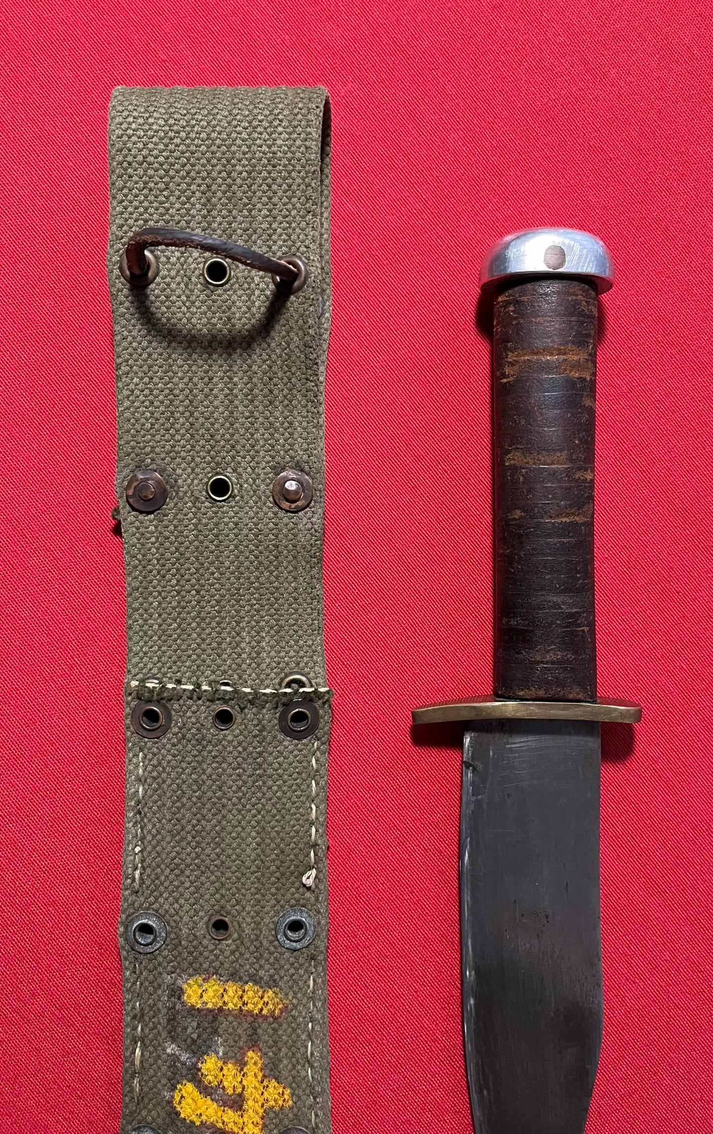 WW2 U.S Fighting Knife "Bowie Style" Theater Made with Untypical Belt Scabbard