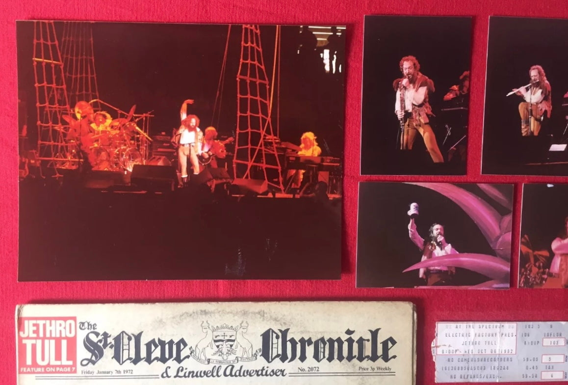 Jethro Tull - LP Record + 12 Concert Photos & Ticket (Concert-Pack) Live at the Spectrum 1982