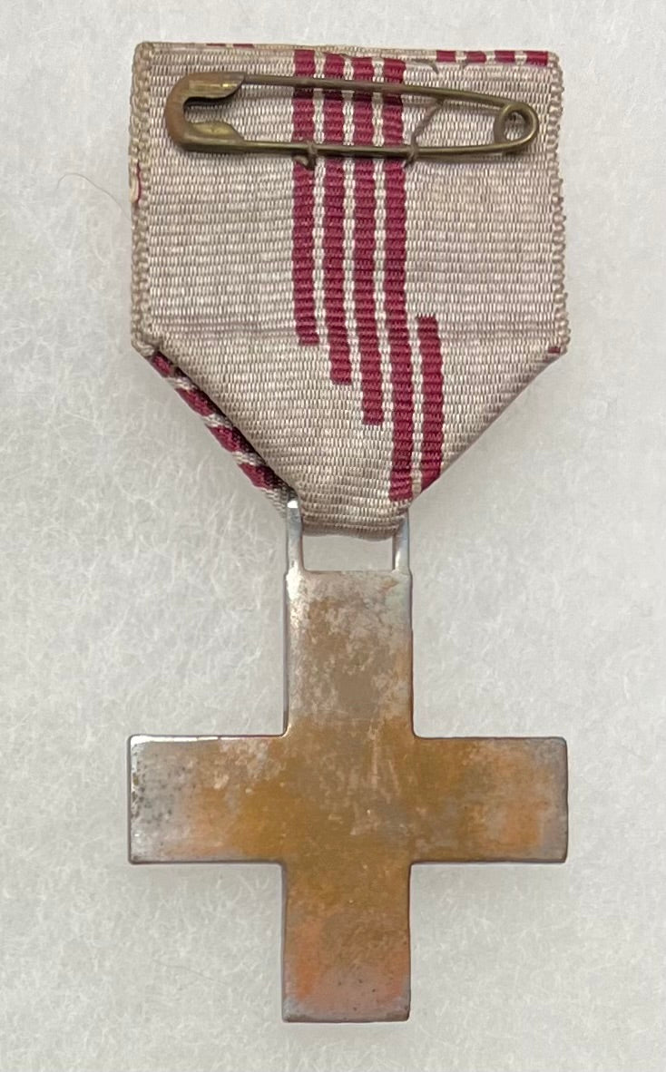 WW2 Italy Red Cross of Merit Mussolini's Fascist Youth Organization Girl’s 8-14