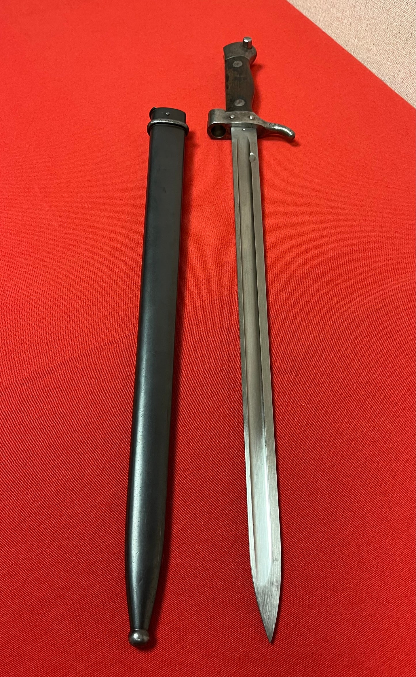 WW1 FRENCH M1892 MANNLICHER BERTHIER BAYONET & SCABBARD