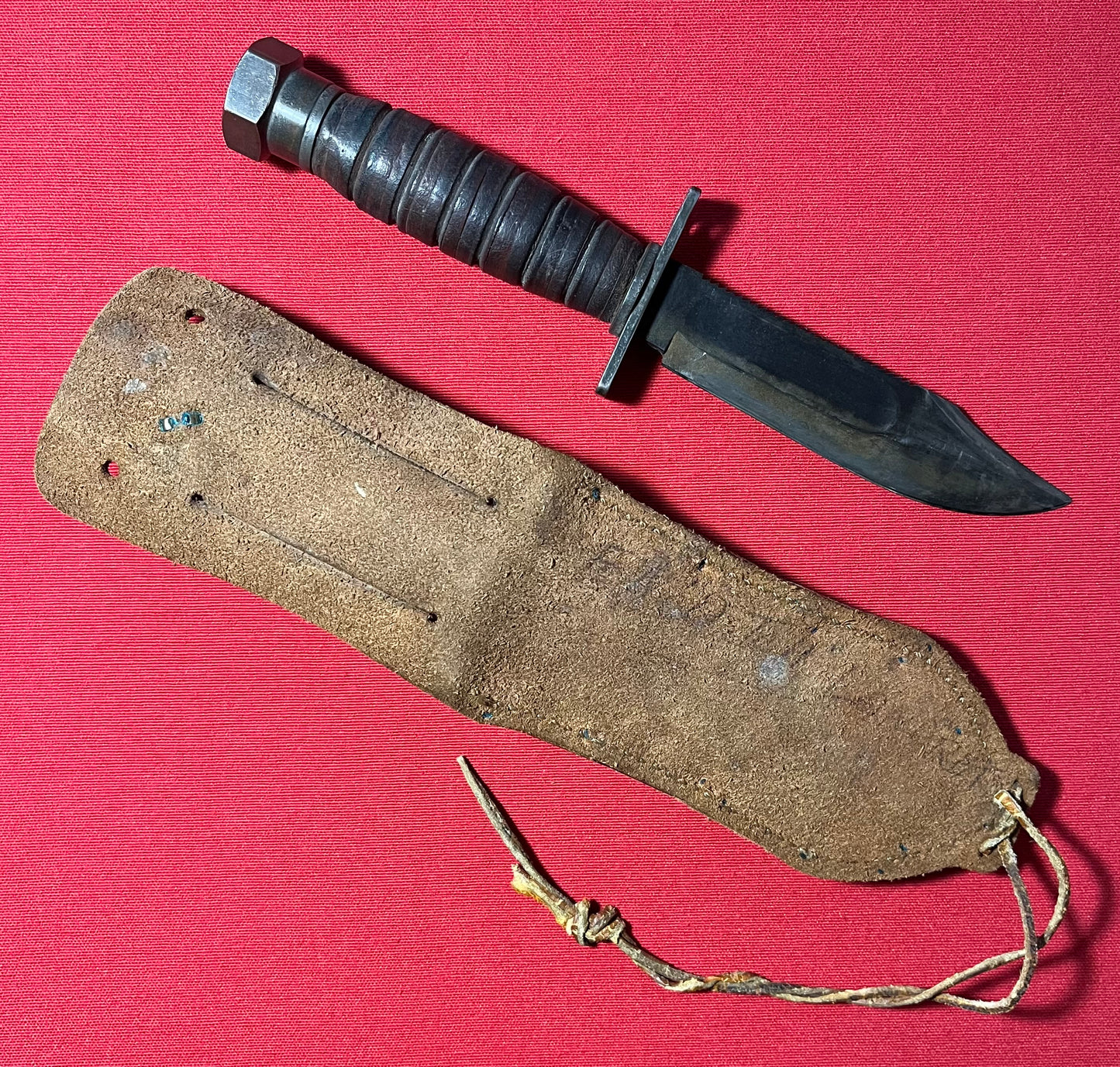 Vietnam Era U.S Pilot Survival Knife by Camillus N.Y. (Named)