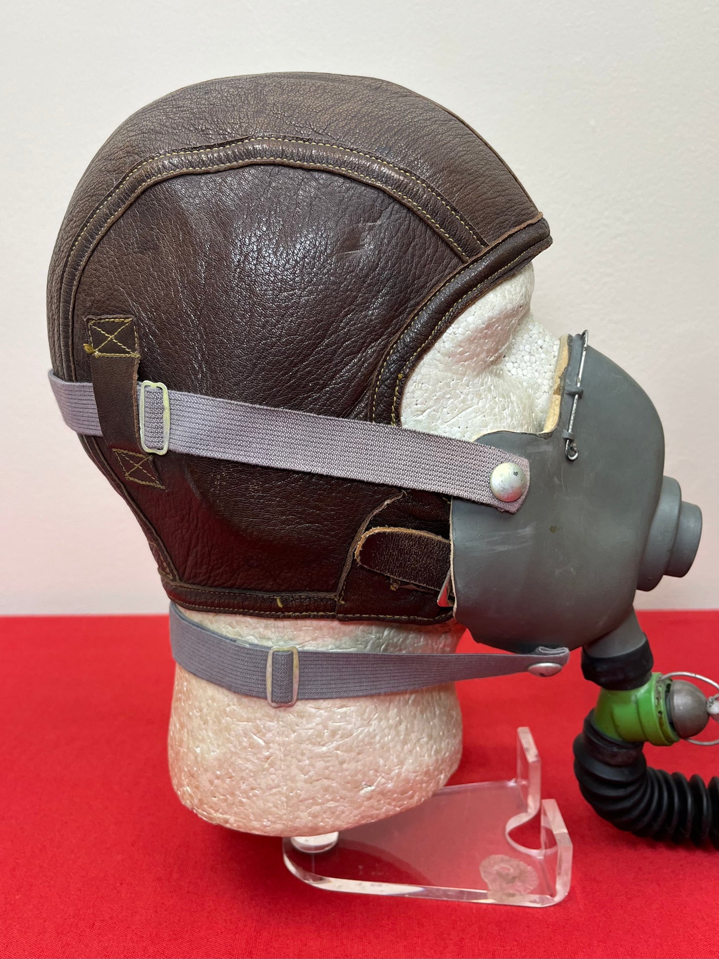 Original U.S. WWII Navy (Blimp) Rebreather Aircraft Breathing Apparatus + Mask & Oxygen Generating Cannister