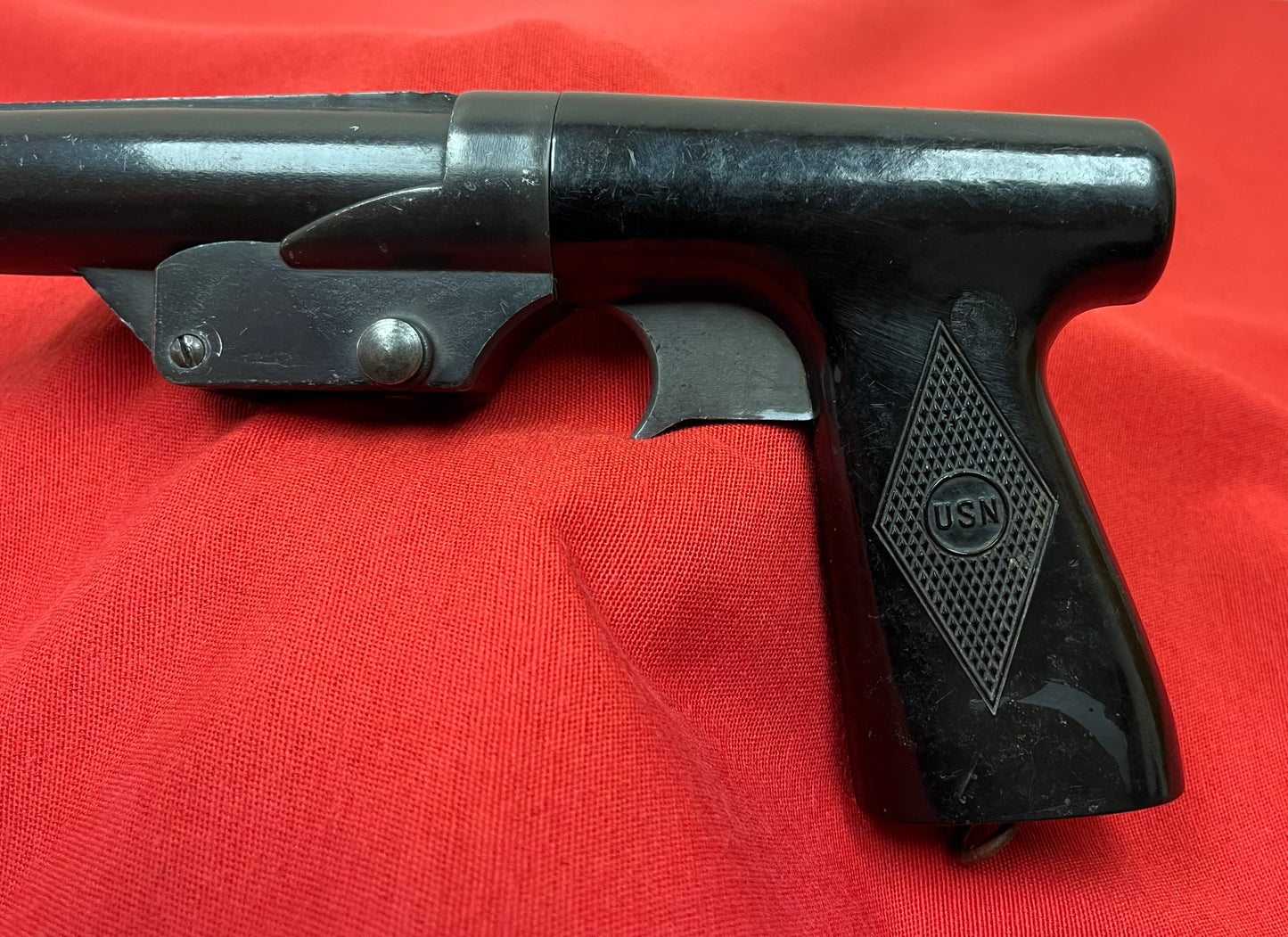 WW2 U.S Navy Mark 5 Signal Flare Pistol Dated 1942