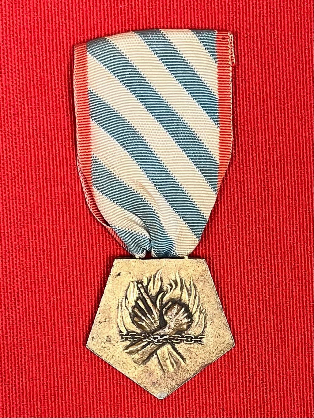 WW2 French 1939-1945 Deportation & Internment Medal - Acts of Resistance ￼