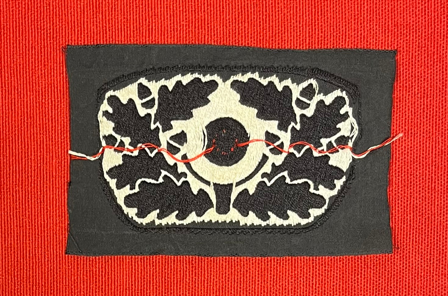 Authentic WW2 German Panzer Beret Cockade and wreath BeVo Insignia Patch