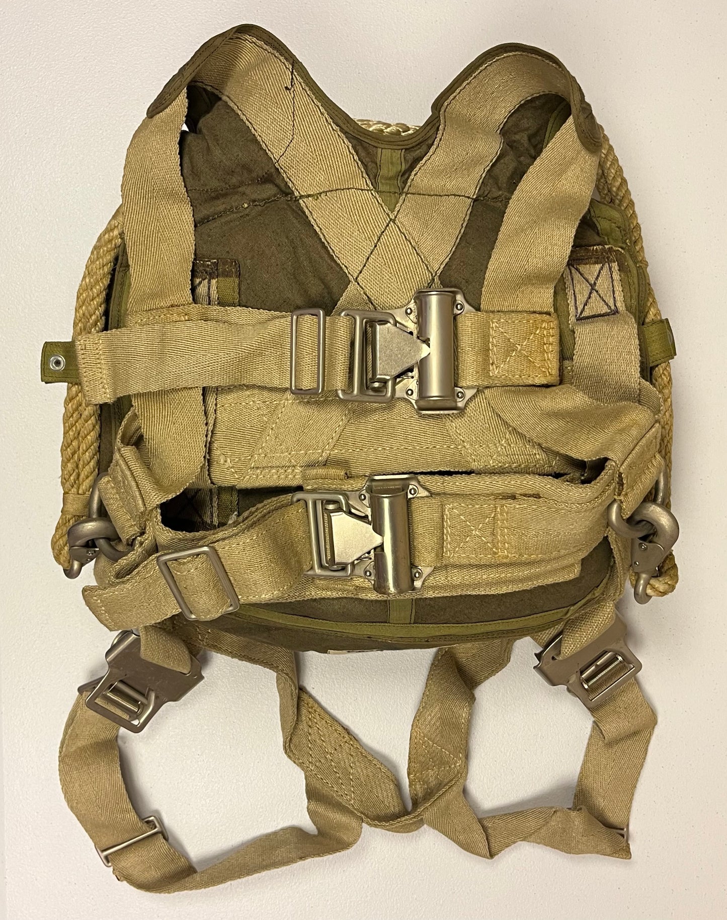 Original WWII German RZ20 Luftwaffe Fallschirmjäger (Paratrooper) Parachute & Bag Complete Set