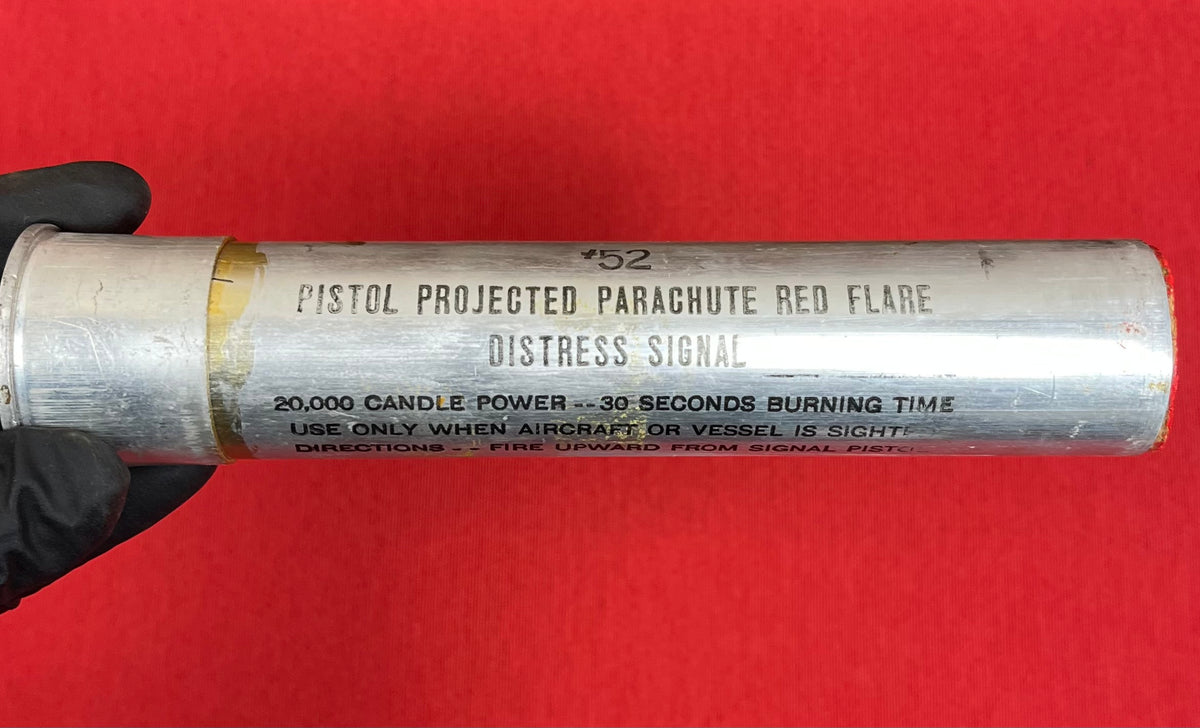 Original WWII Era U.S. International Flare Signal Co. Pistol 37mm (Model 52) W/ Box & Flares