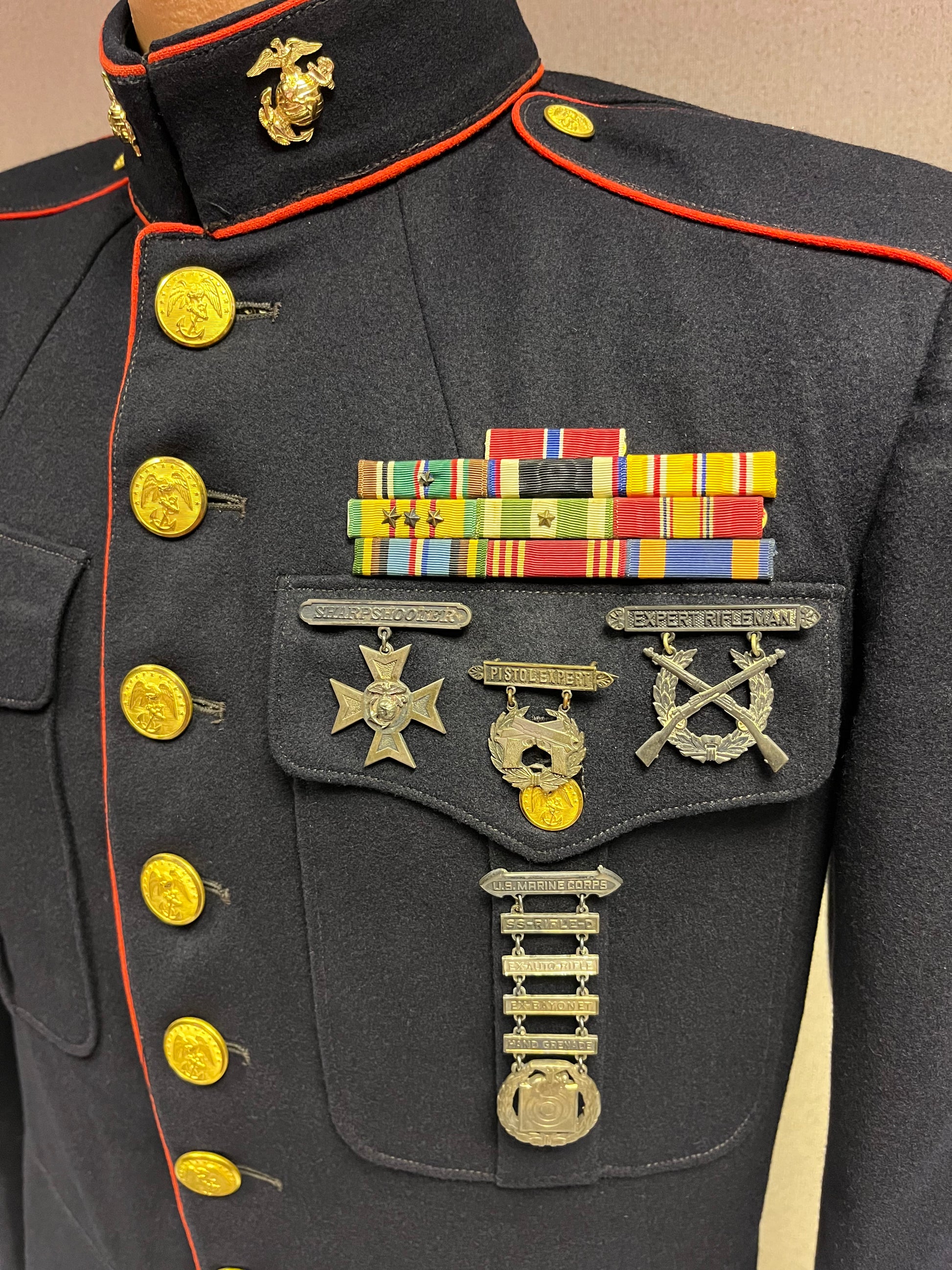 USMC Marine Corps Dress Blues Uniform Grouping (WW2 through Vietnam) War & Peace Antiques USMC Marine Corps Dress Blues Uniform Grouping (WW2 through Vietnam) War & Peace Antiques