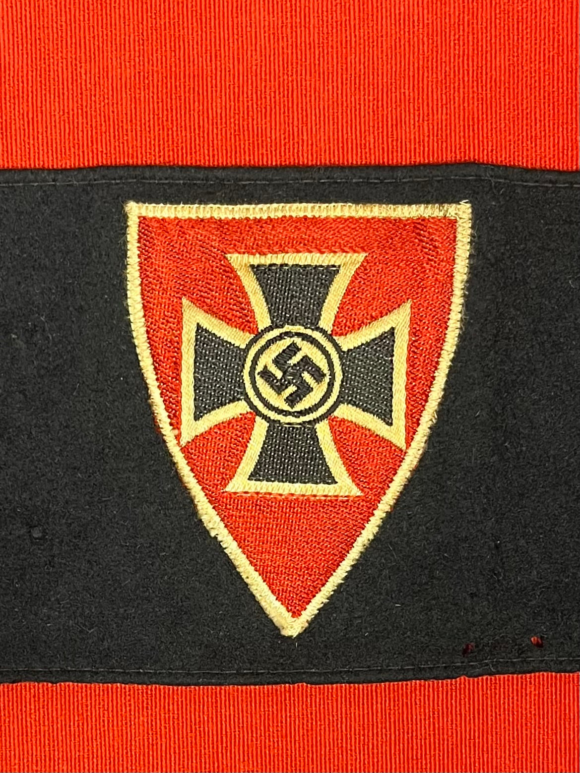 WWll German NS-RKB “Veterans”Armband & Stick Pin + Display