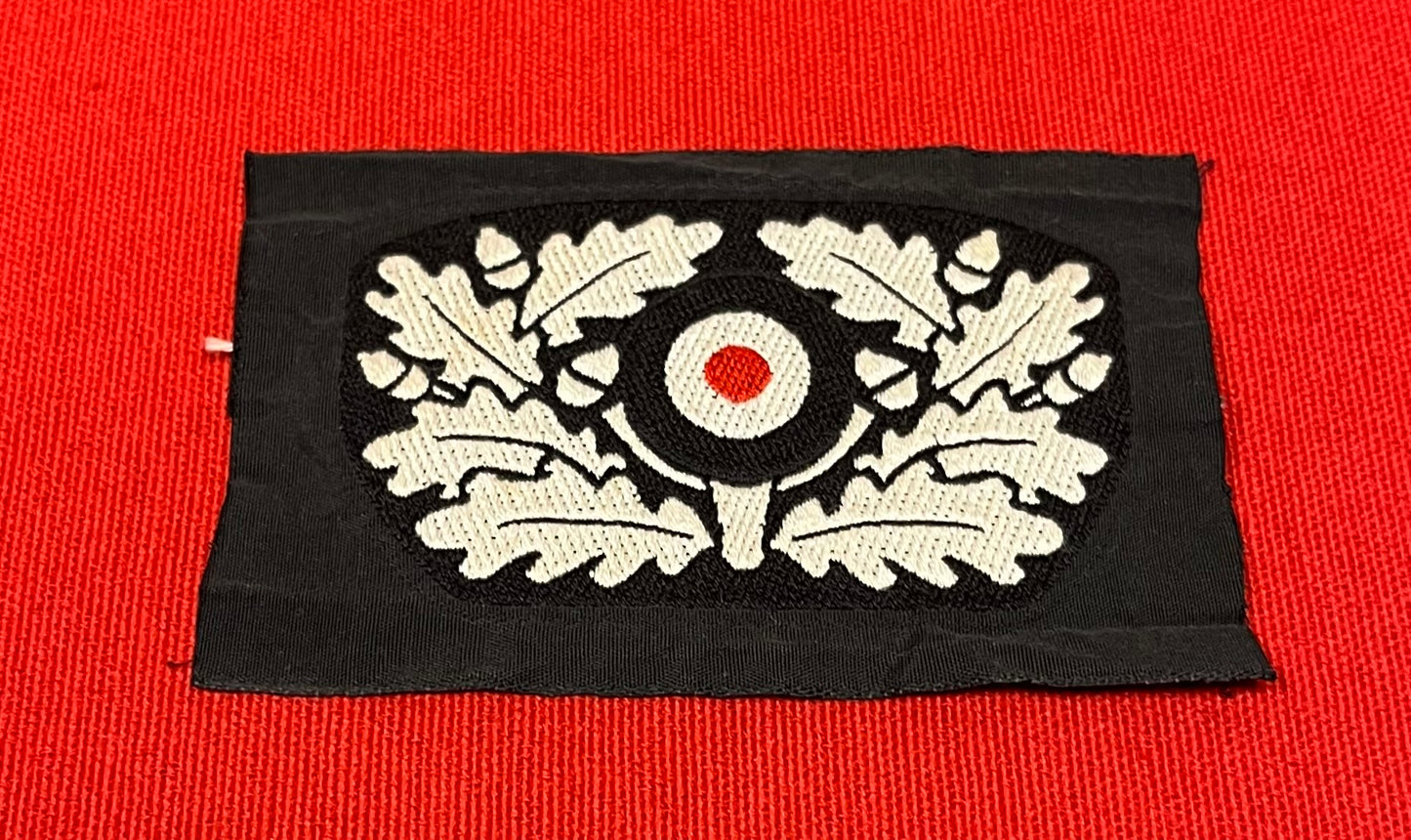 Authentic WW2 German Panzer Beret Cockade and wreath BeVo Insignia Patch