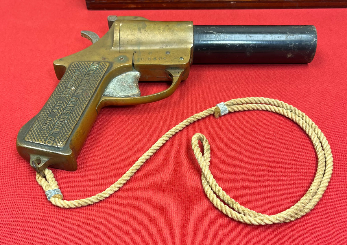 Original WWII Era U.S. International Flare Signal Co. Pistol 37mm (Model 52) W/ Box & Flares