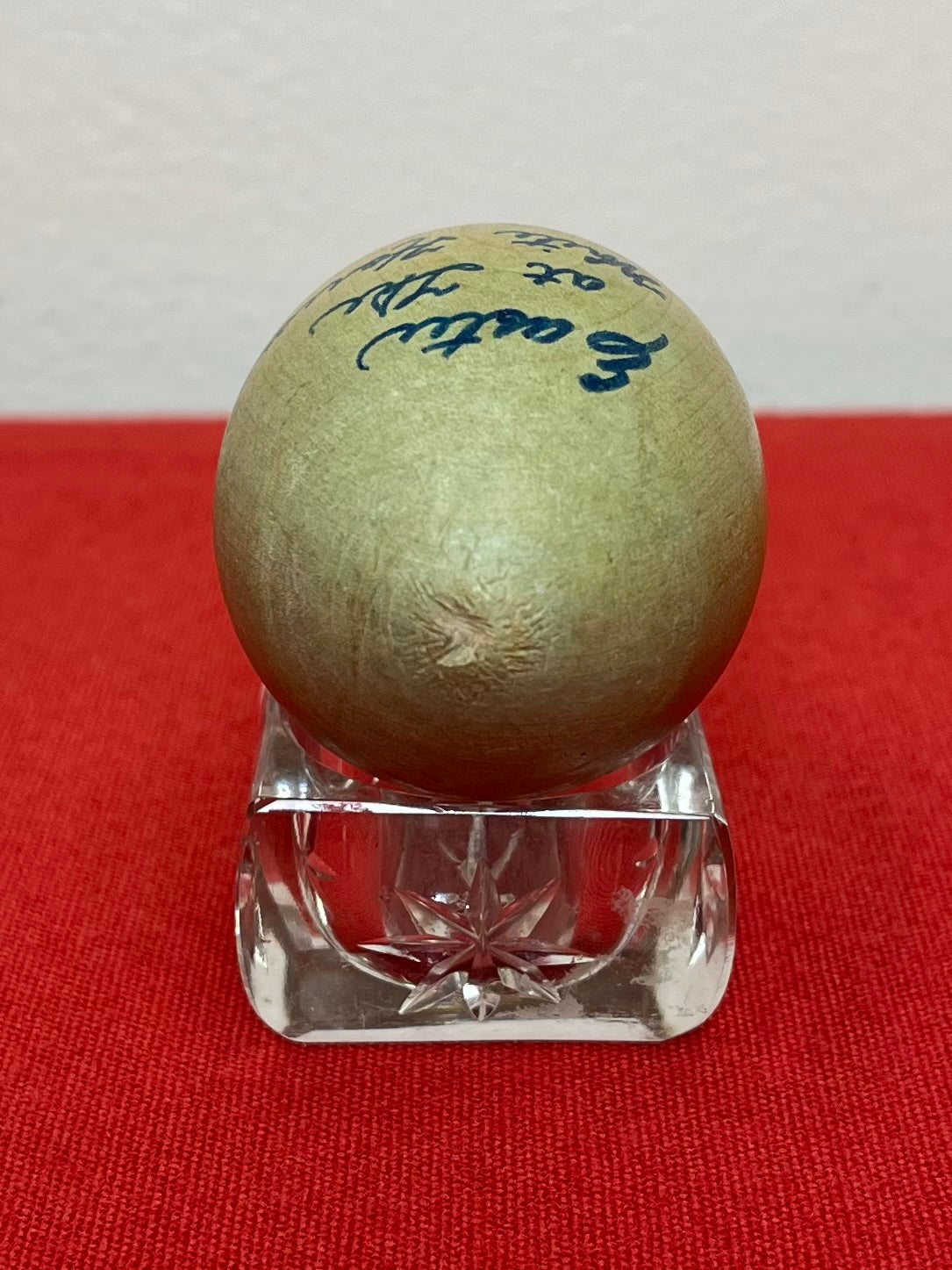 1983 Official White House Wooden Easter Egg - Ronald Reagan￼