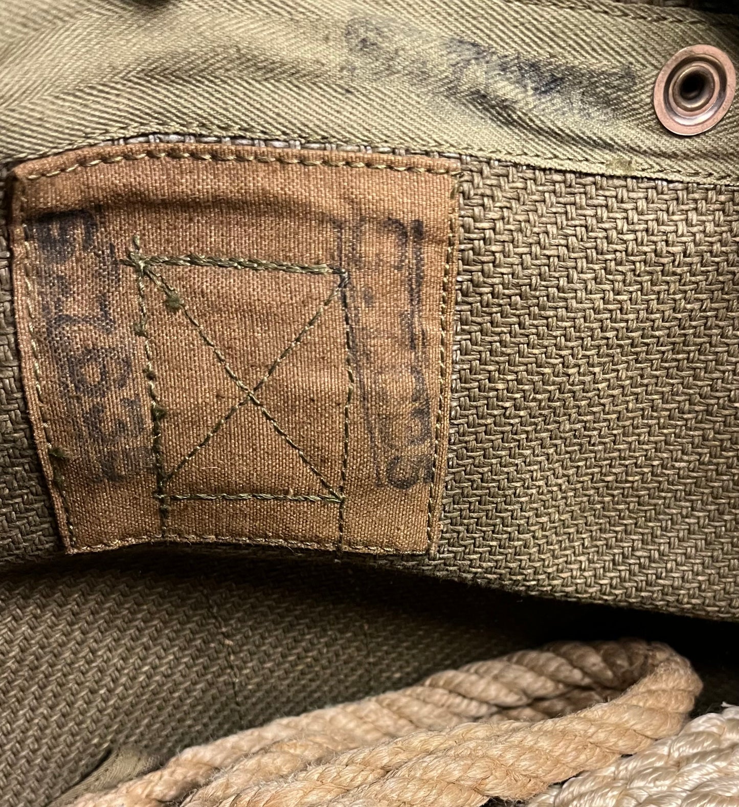 Original WWII German RZ20 Luftwaffe Fallschirmjäger (Paratrooper) Parachute & Bag Complete Set