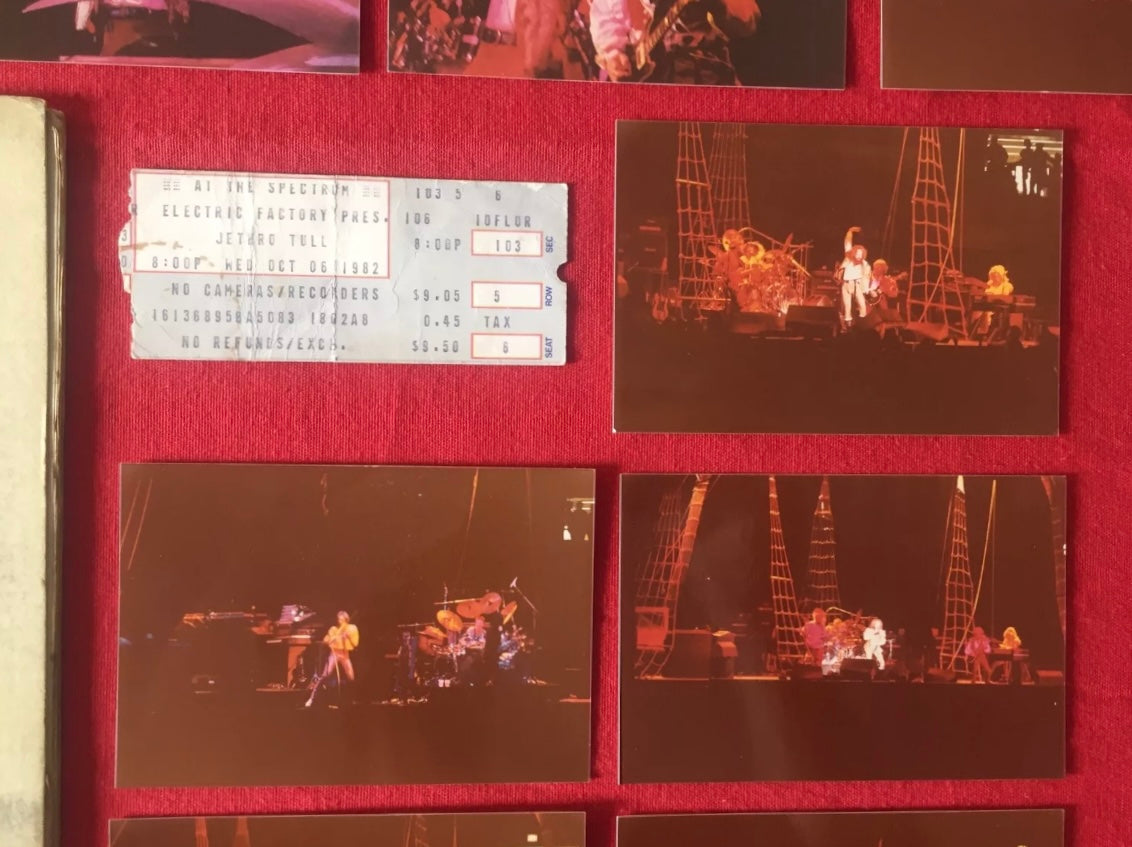 Jethro Tull - LP Record + 12 Concert Photos & Ticket (Concert-Pack) Live at the Spectrum 1982