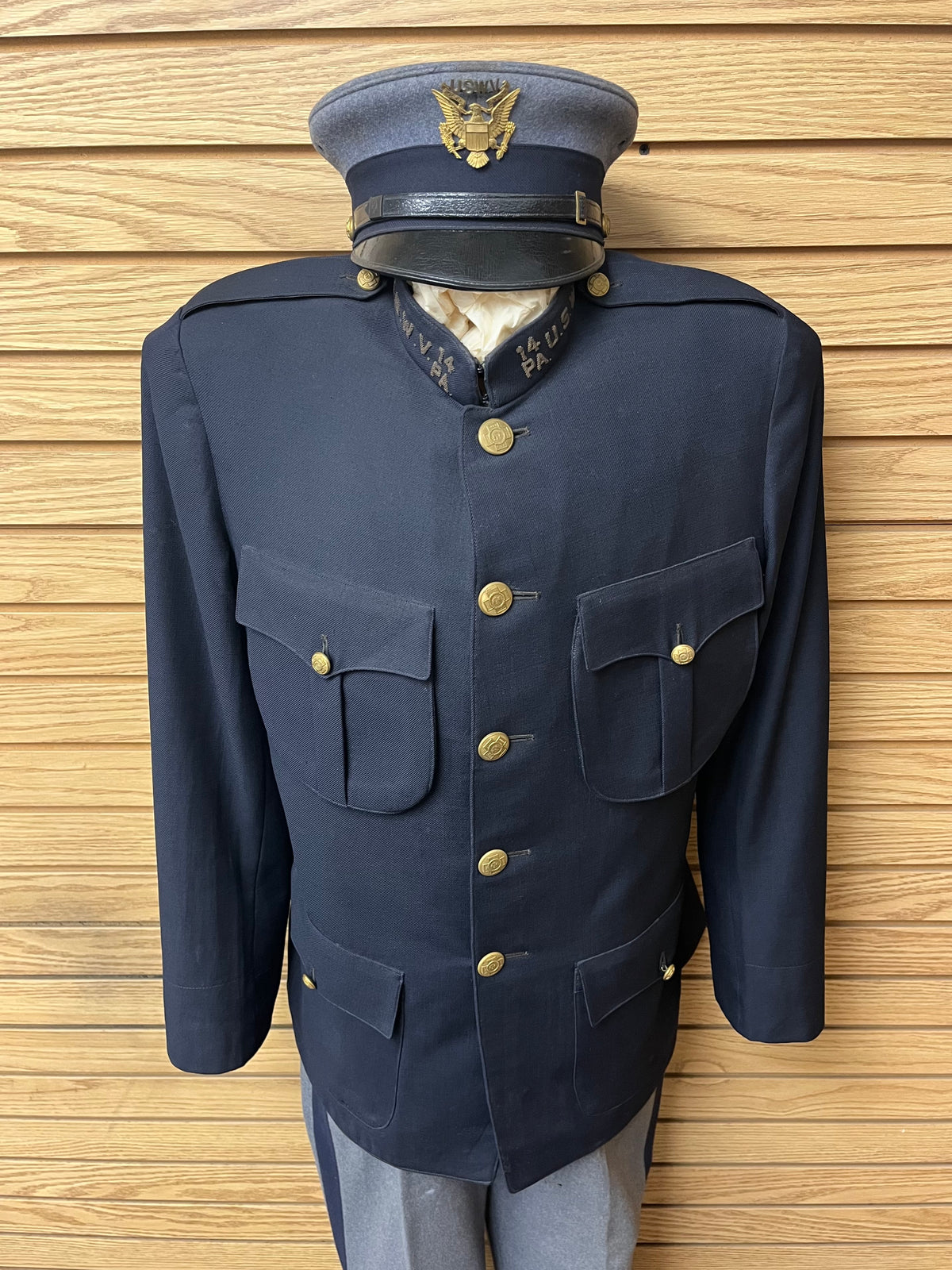 U.S. SPANISH AMERICAN WAR VETERAN’S UNIFORM - 14TH P.A. (NAMED) WILLIAM HUDSON