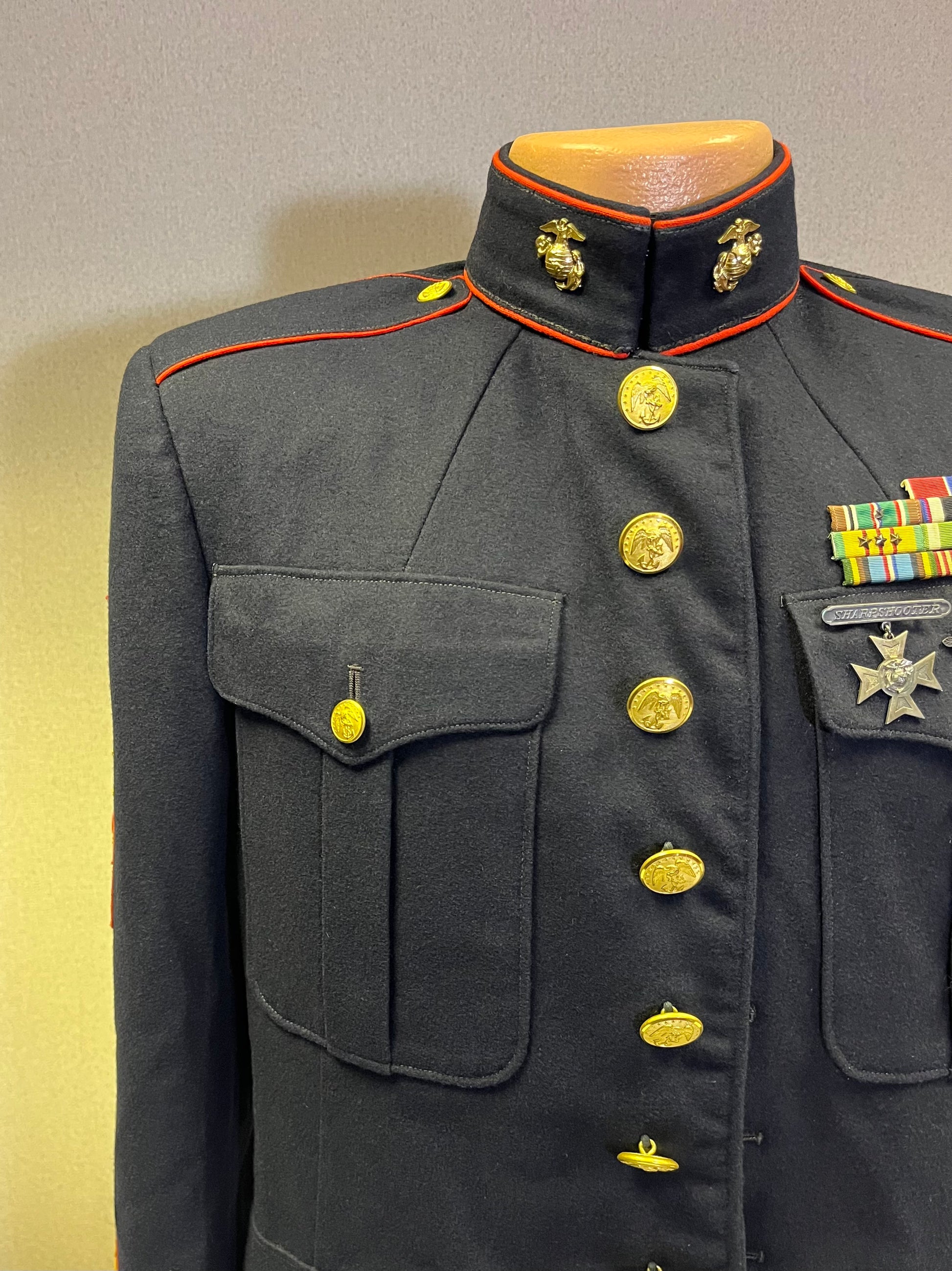 USMC Marine Corps Dress Blues Uniform Grouping (WW2 through Vietnam) War & Peace Antiques USMC Marine Corps Dress Blues Uniform Grouping (WW2 through Vietnam) War & Peace Antiques
