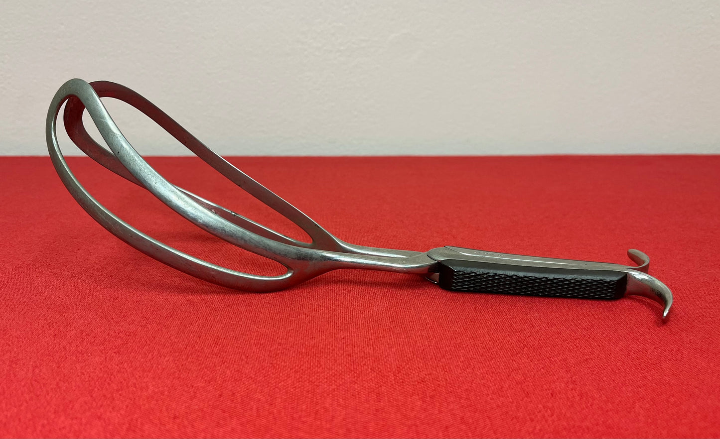 1800'S OBSTETRICAL BIRTHING FORCEPS MAKER MARKED - ANTIQUE MEDICAL EQUIPMENT #1