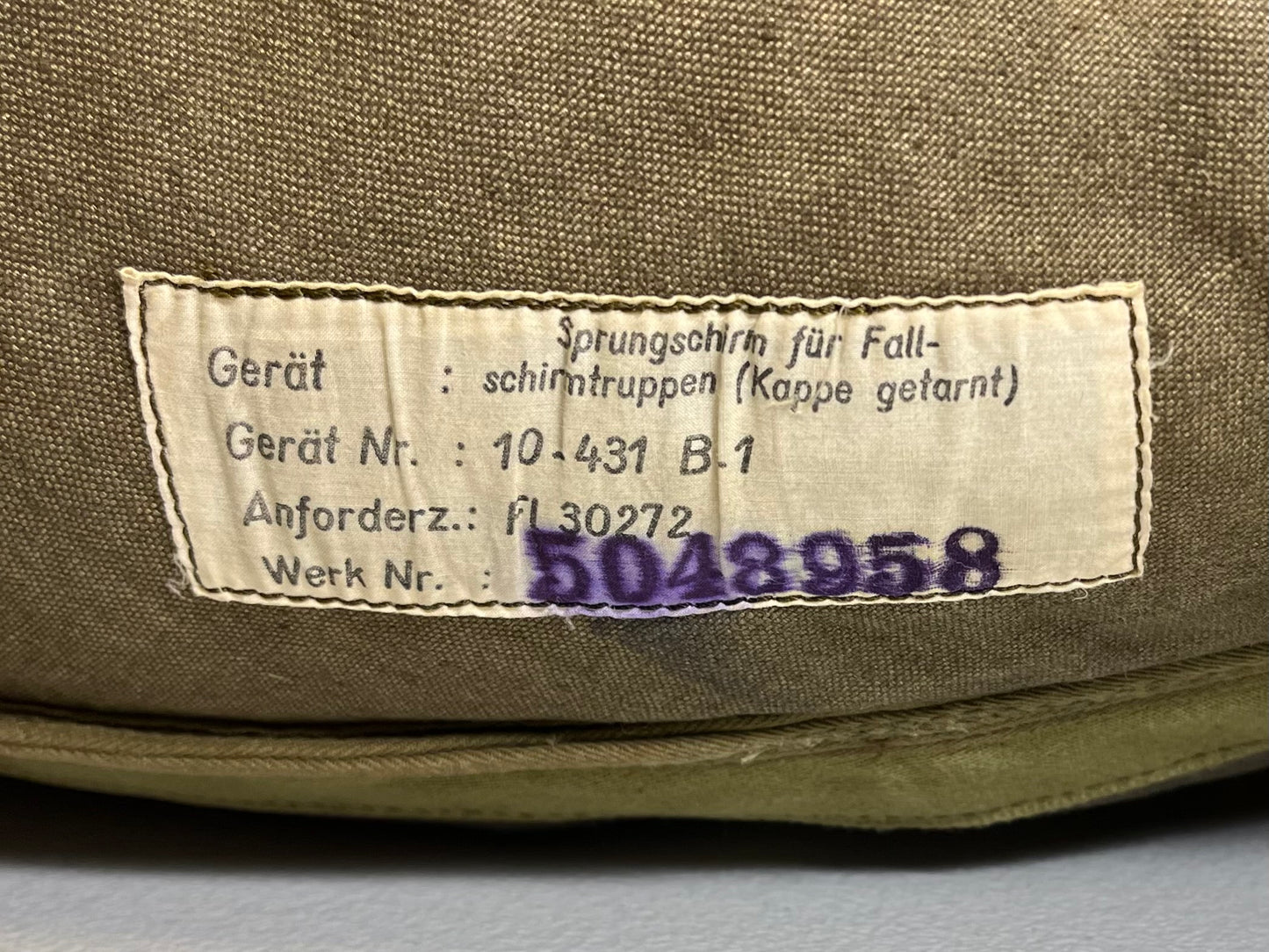 Original WWII German RZ20 Luftwaffe Fallschirmjäger (Paratrooper) Parachute & Bag Complete Set