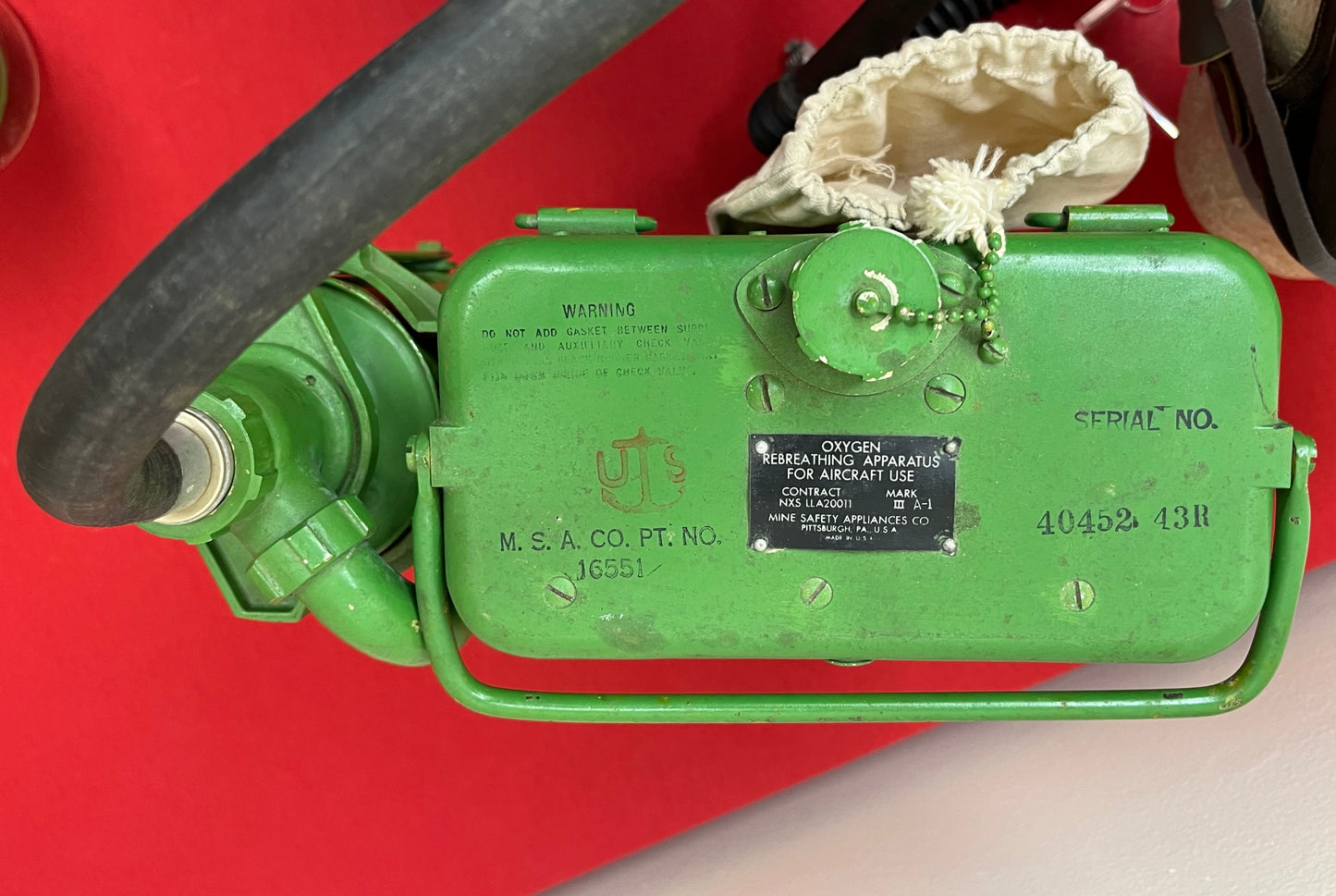 Original U.S. WWII Navy (Blimp) Rebreather Aircraft Breathing Apparatus + Mask & Oxygen Generating Cannister