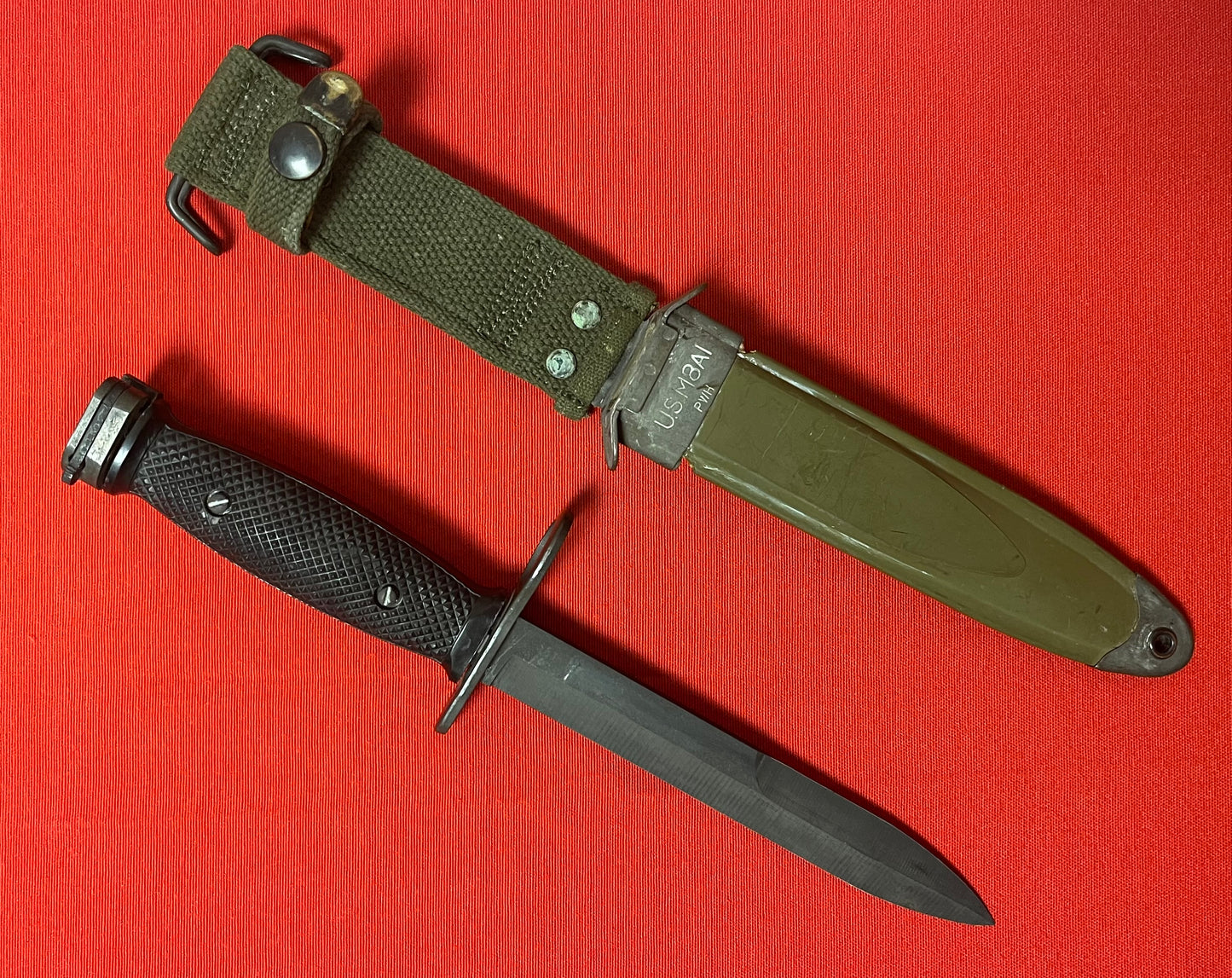 Vietnam War - U.S. M7 Bayonet/Fighting Knife by B.O.C W/I U.S.M8A1 PWH Scabbard 1969 M16 Rifle