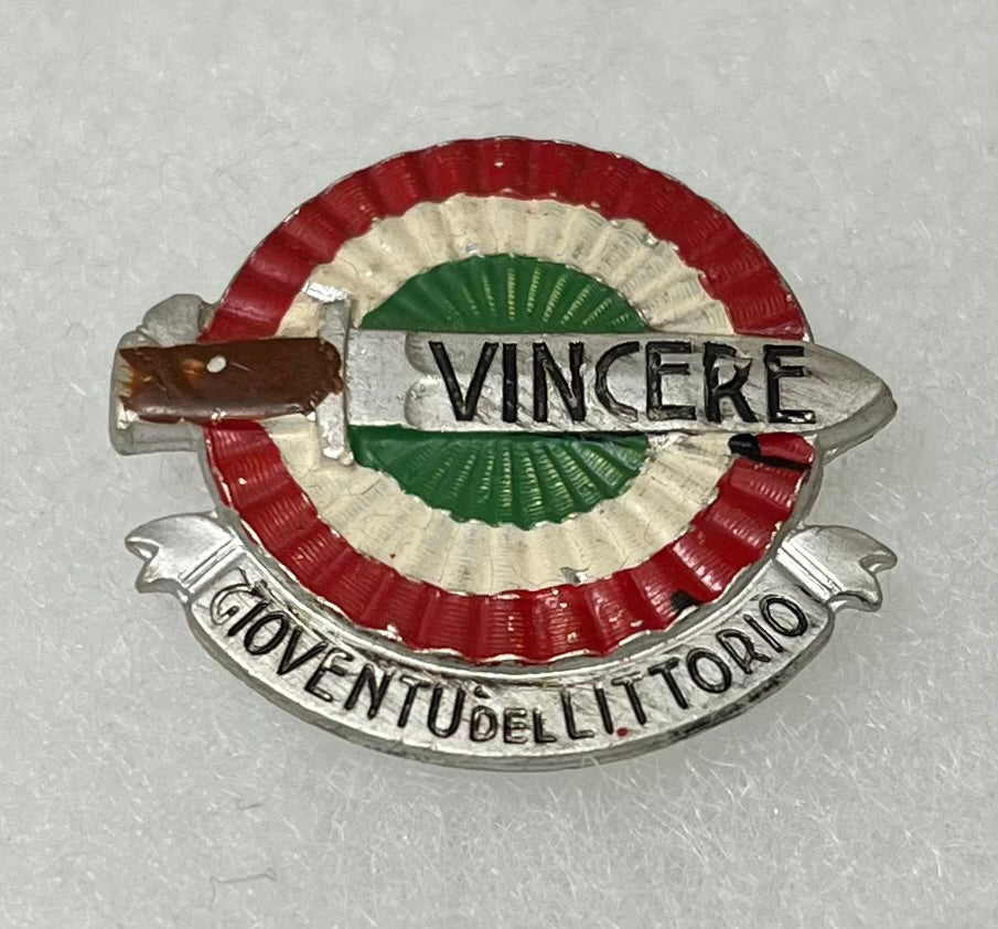 WWII Italian Fascist Youth (GIL) Victory Tinnie (Scarce)