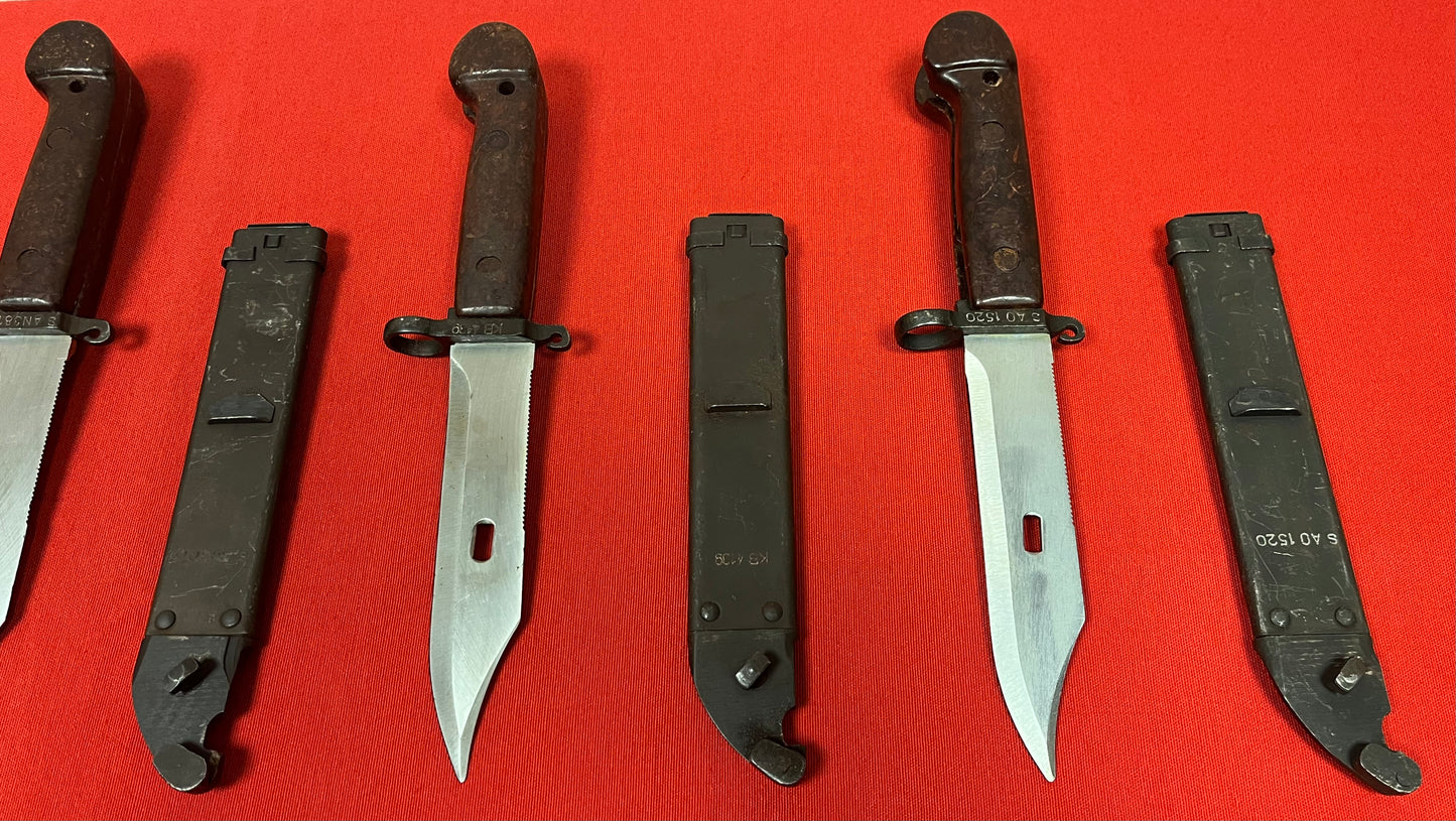 Authentic Romanian AKM-AK47 Bayonet & Scabbard / Fighting Knife-Cold War Era