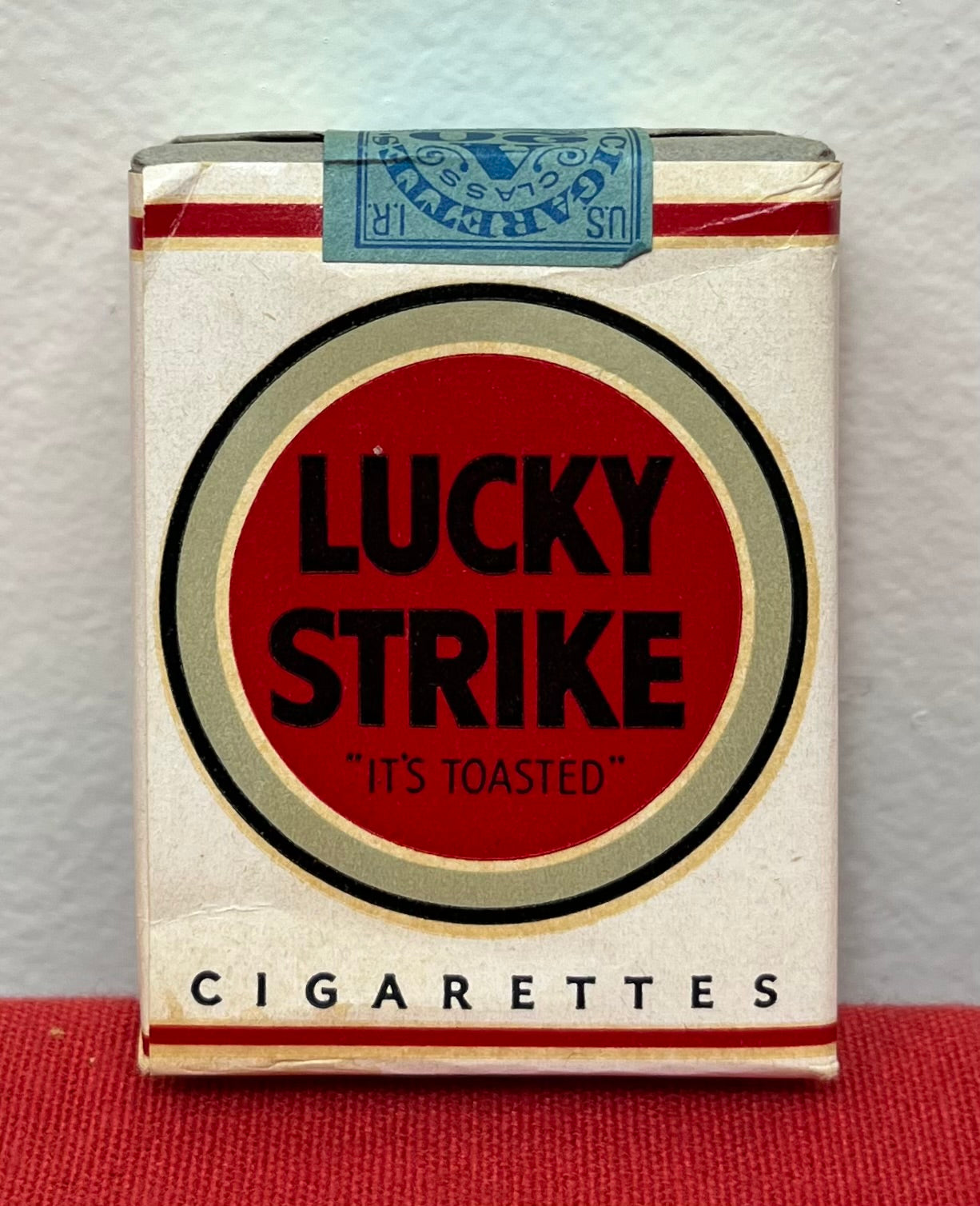 AUTHENTIC WWll ERA LUCKY STRIKE CIGARETTE CARTON & TIN W/ REPRODUCTION PACK