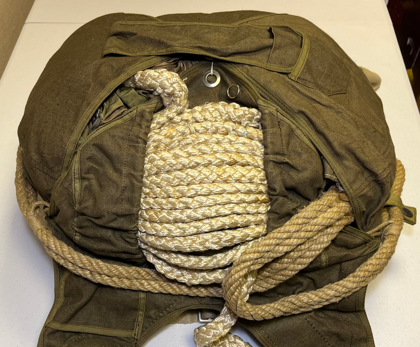 Original WWII German RZ20 Luftwaffe Fallschirmjäger (Paratrooper) Parachute & Bag Complete Set