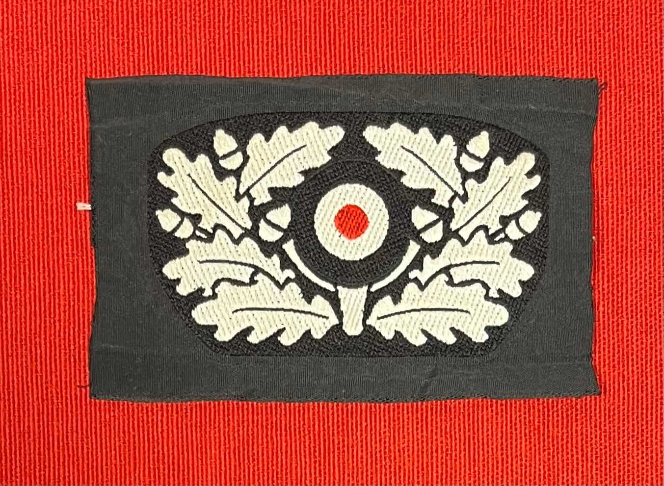 Authentic WW2 German Panzer Beret Cockade and wreath BeVo Insignia Patch