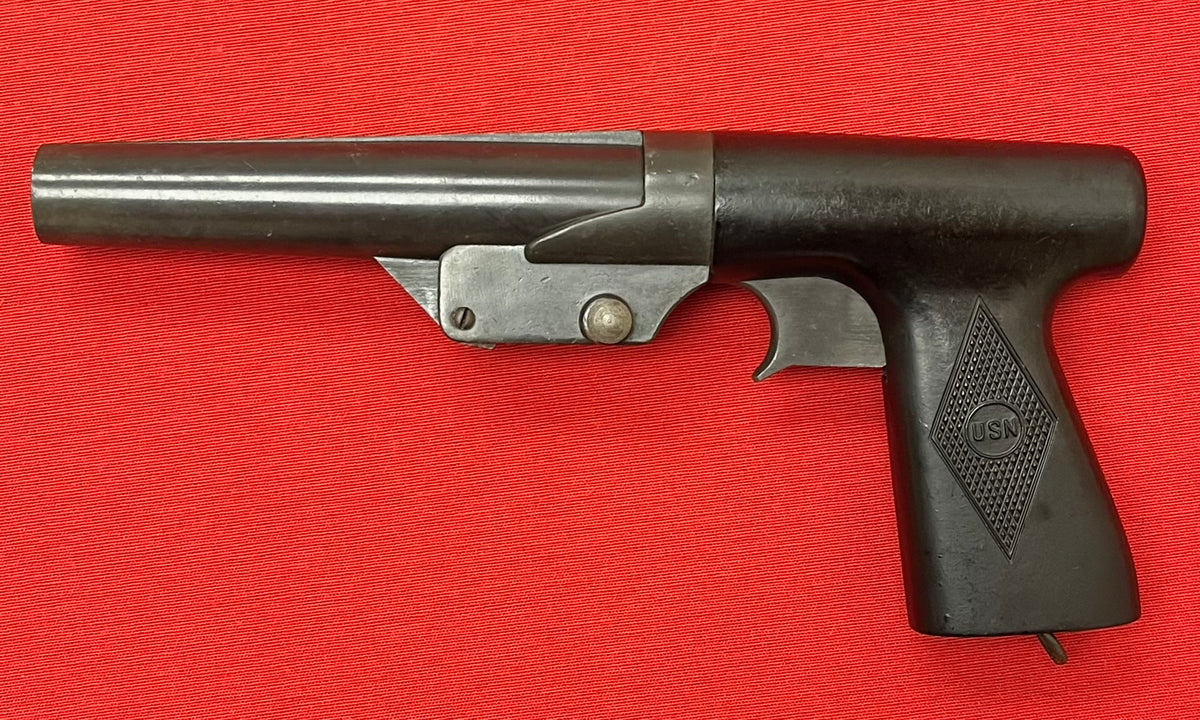WW2 U.S.N. Navy Mark 5 Signal Flare Pistol Dated 1944