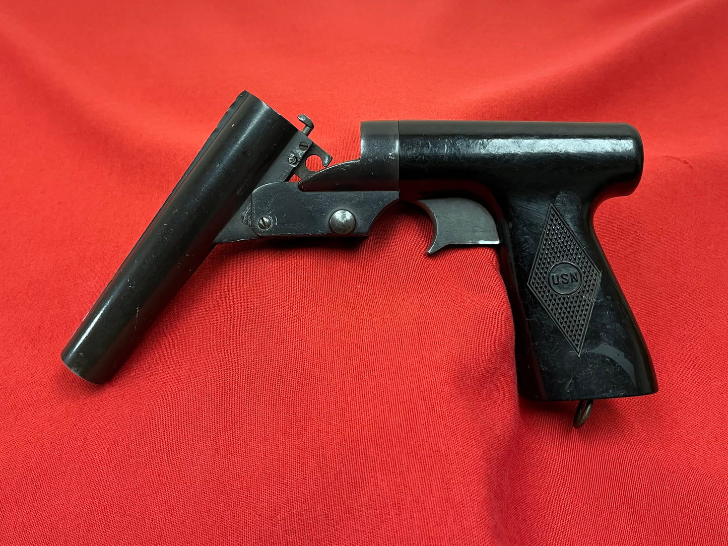 WW2 U.S Navy Mark 5 Signal Flare Pistol Dated 1942