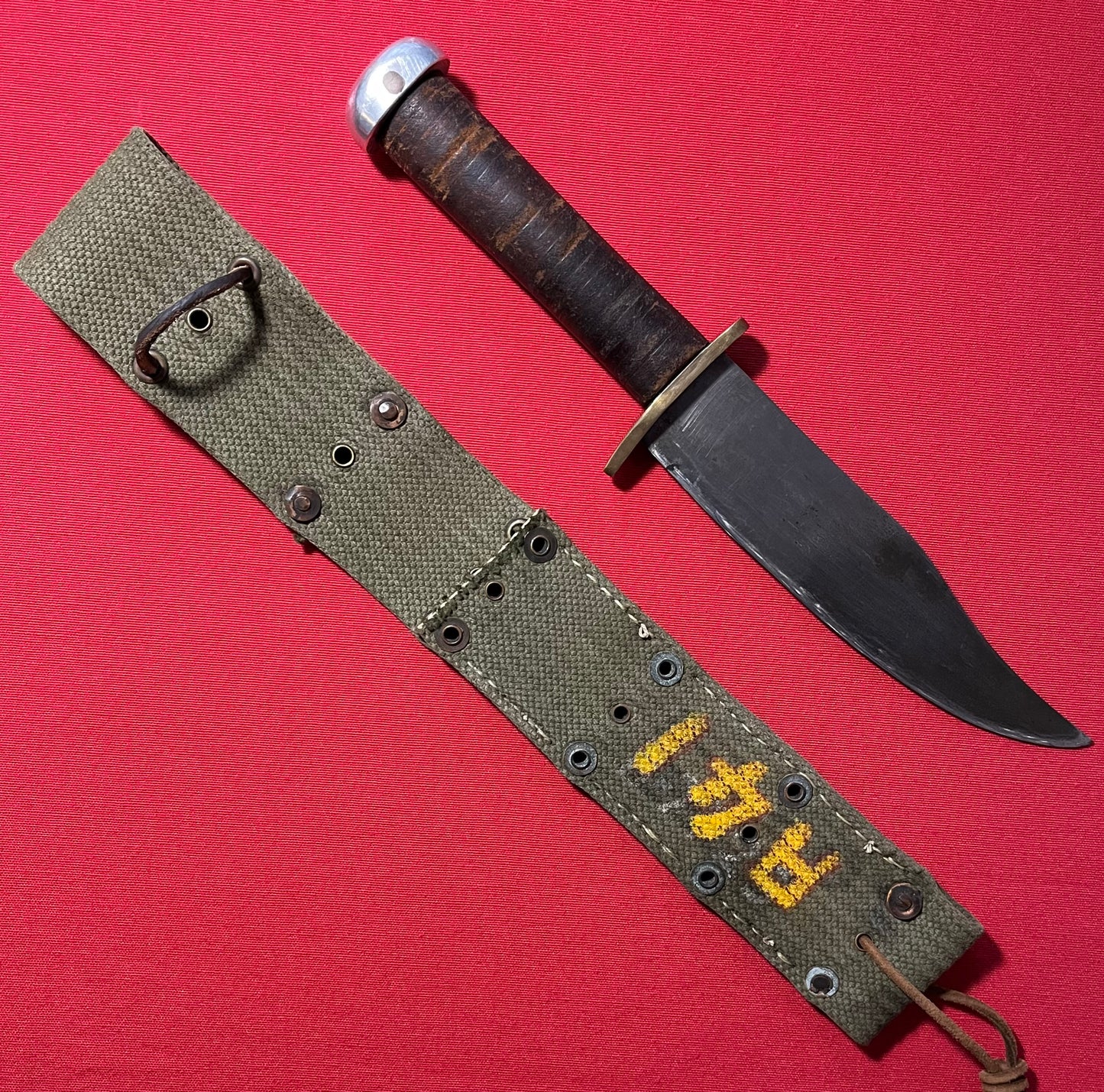 WW2 U.S Fighting Knife "Bowie Style" Theater Made with Untypical Belt Scabbard
