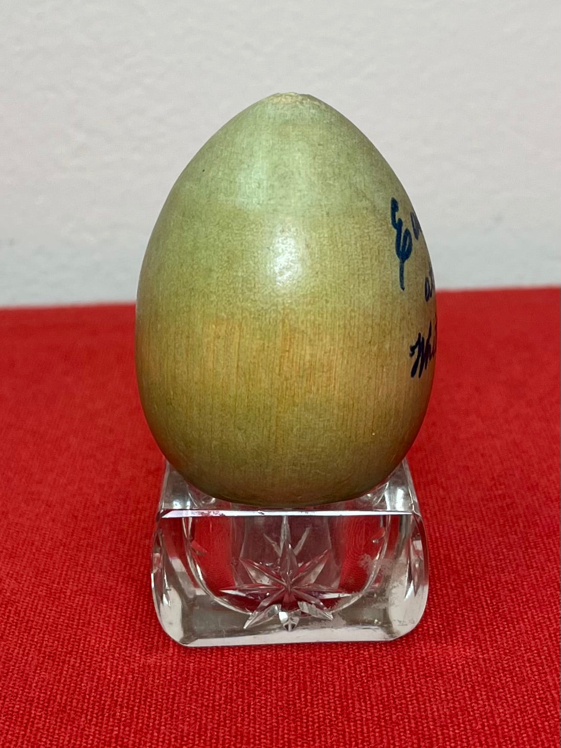 1983 Official White House Wooden Easter Egg - Ronald Reagan￼