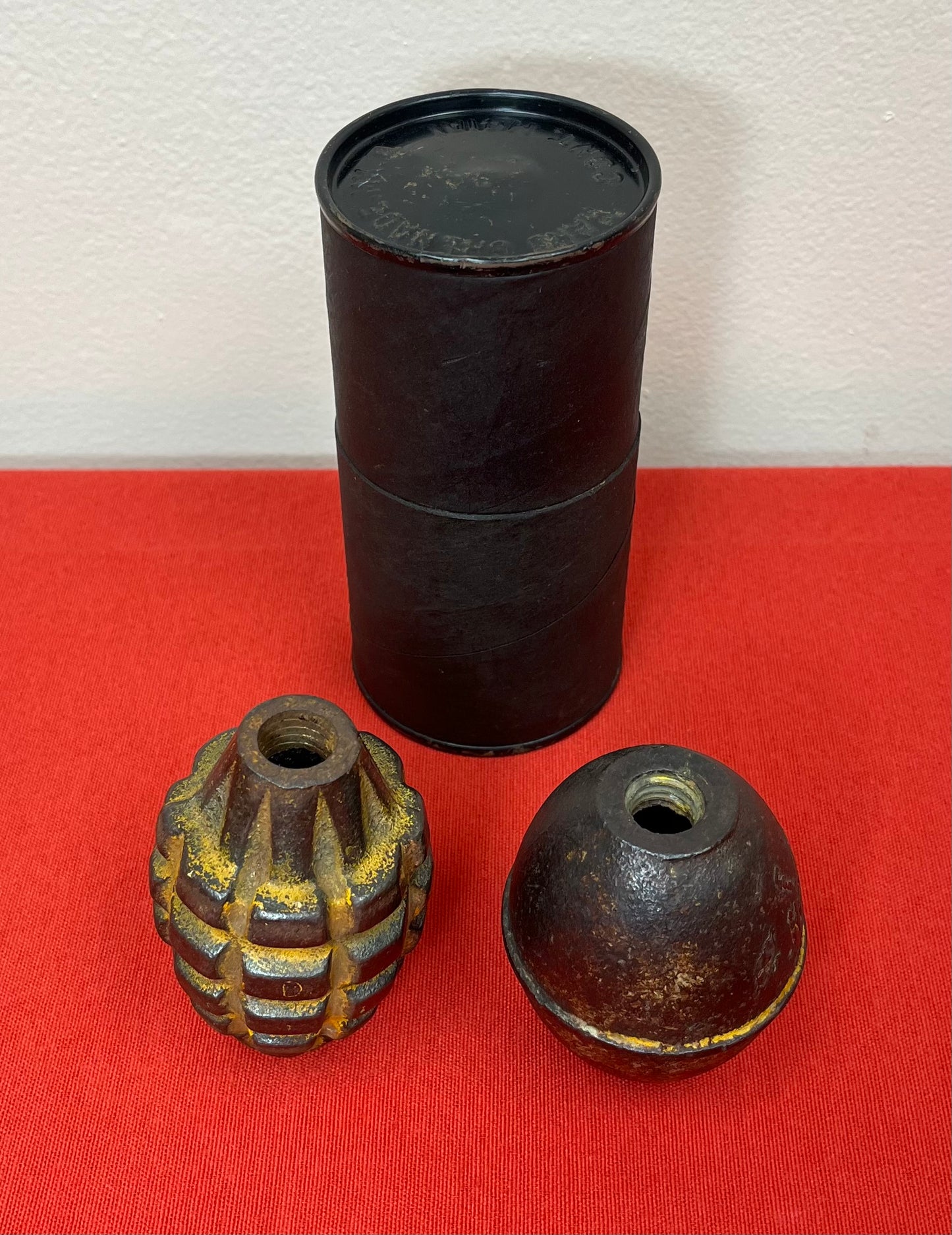 Authentic U.S. MkII Pineapple & M62 RFX55 (Inert) Practice Grenades W/ Tube