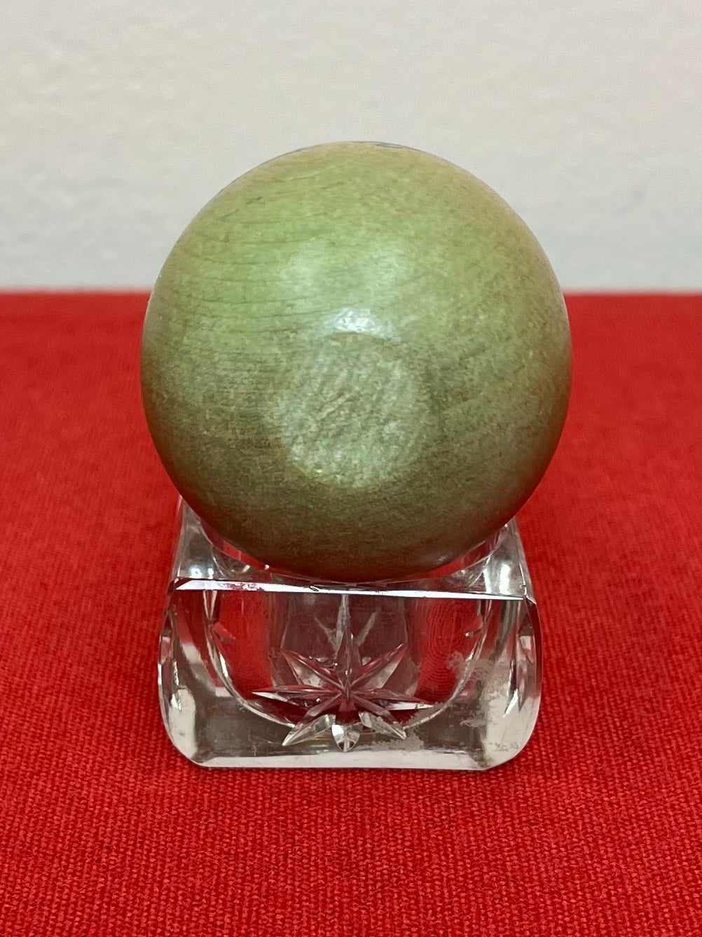 1983 Official White House Wooden Easter Egg - Ronald Reagan￼