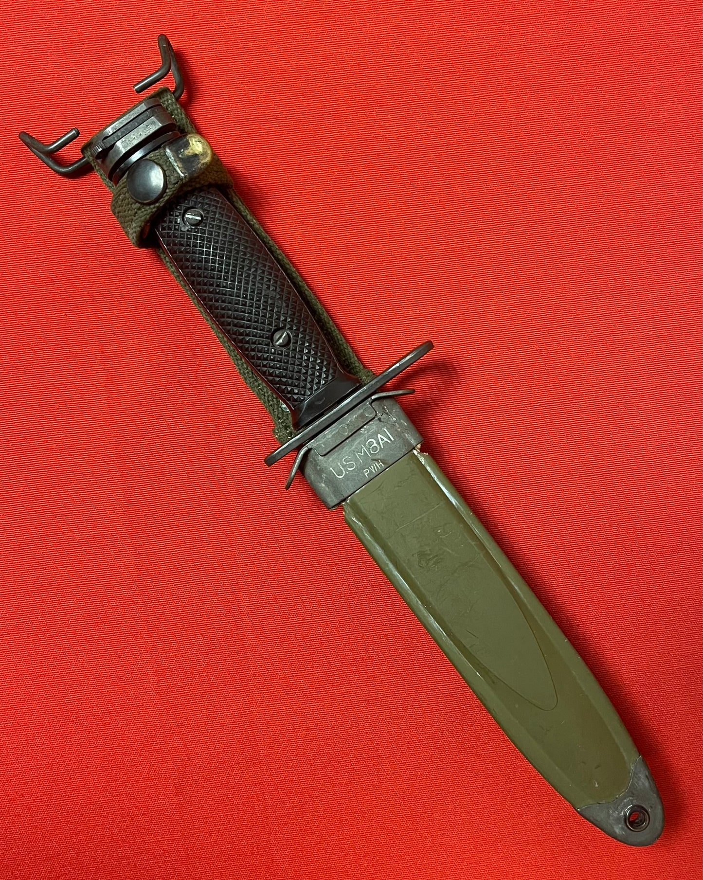 Vietnam War - U.S. M7 Bayonet/Fighting Knife by B.O.C W/I U.S.M8A1 PWH Scabbard 1969 M16 Rifle