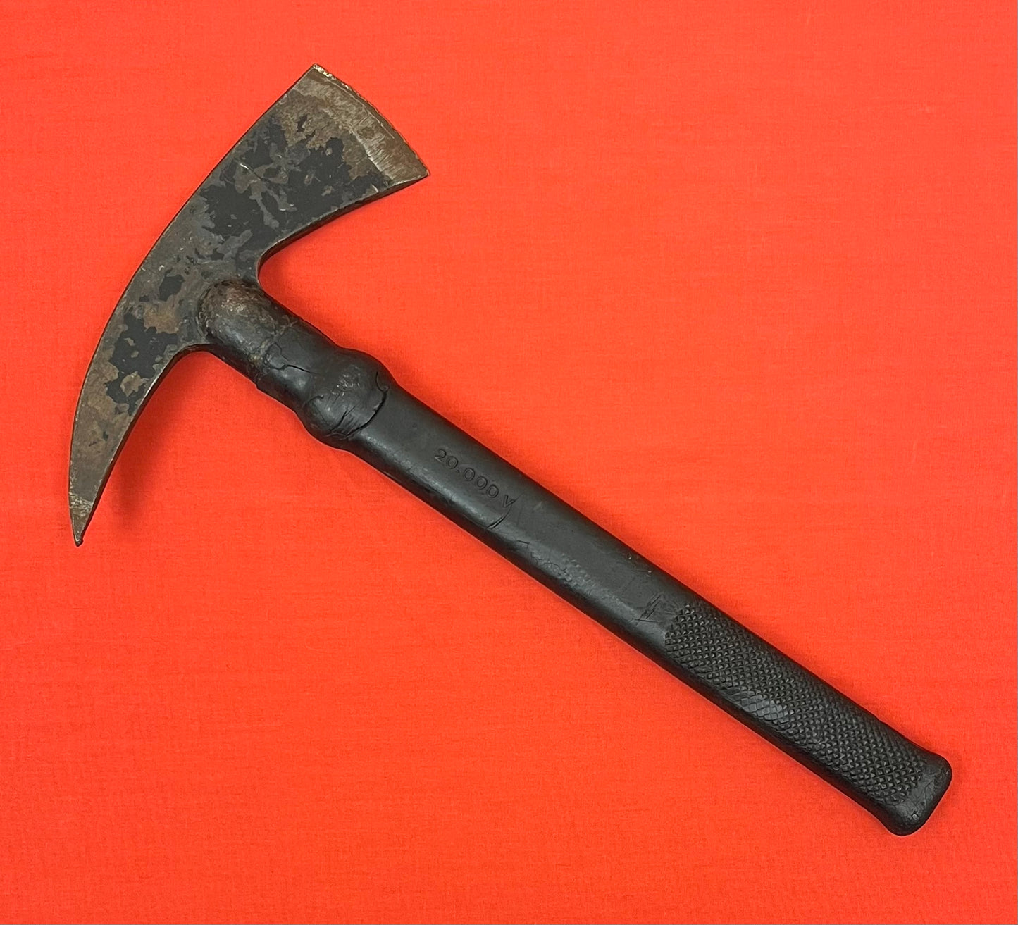 Original U.S. WWII Era USAAF Bomber Crew 20,000V Rated Crash Axe marked RP4