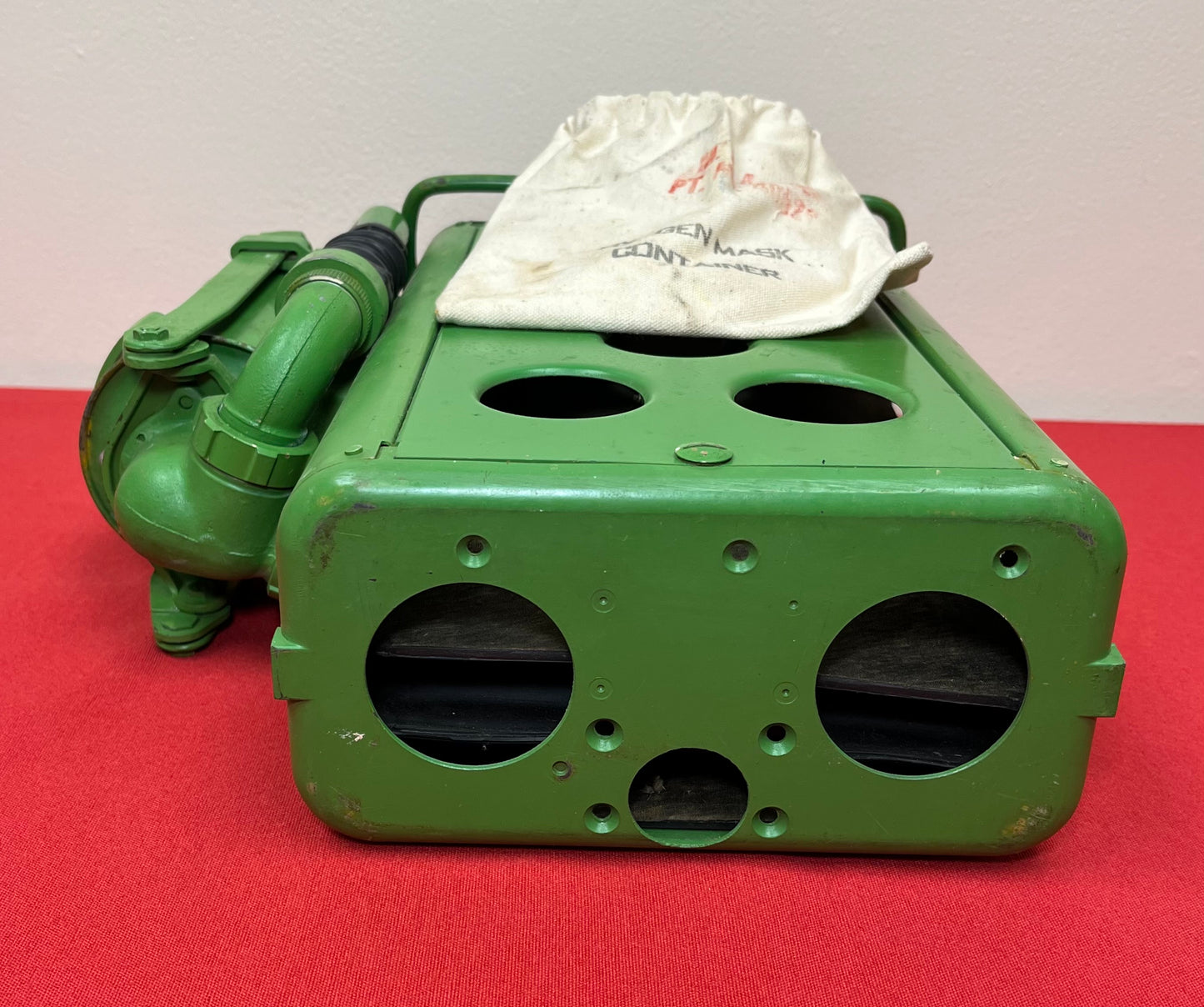 Original U.S. WWII Navy (Blimp) Rebreather Aircraft Breathing Apparatus + Mask & Oxygen Generating Cannister