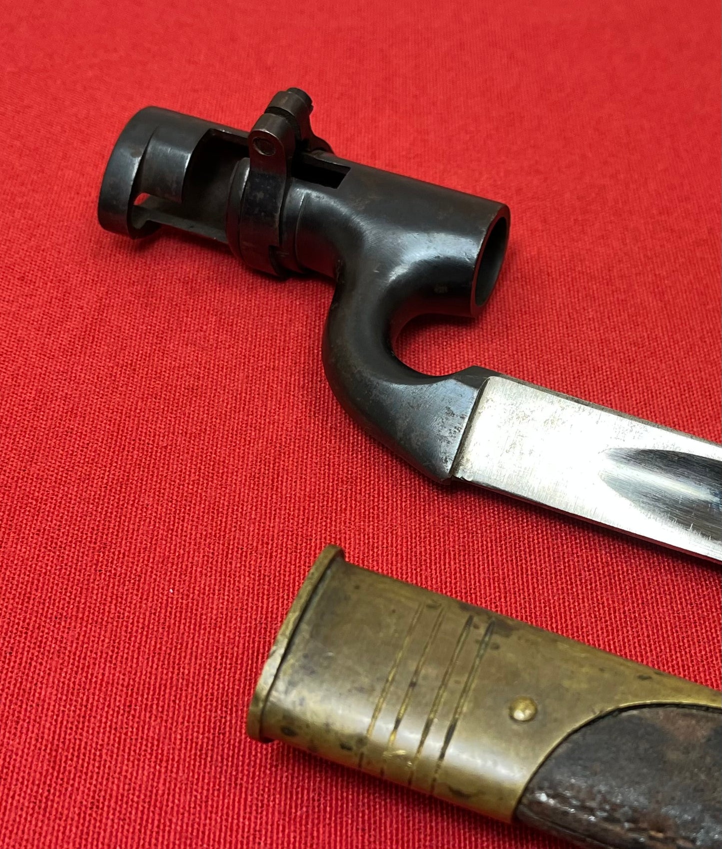 British Model 1876
Martini-Henry Rifle Bayonet & Scabbard