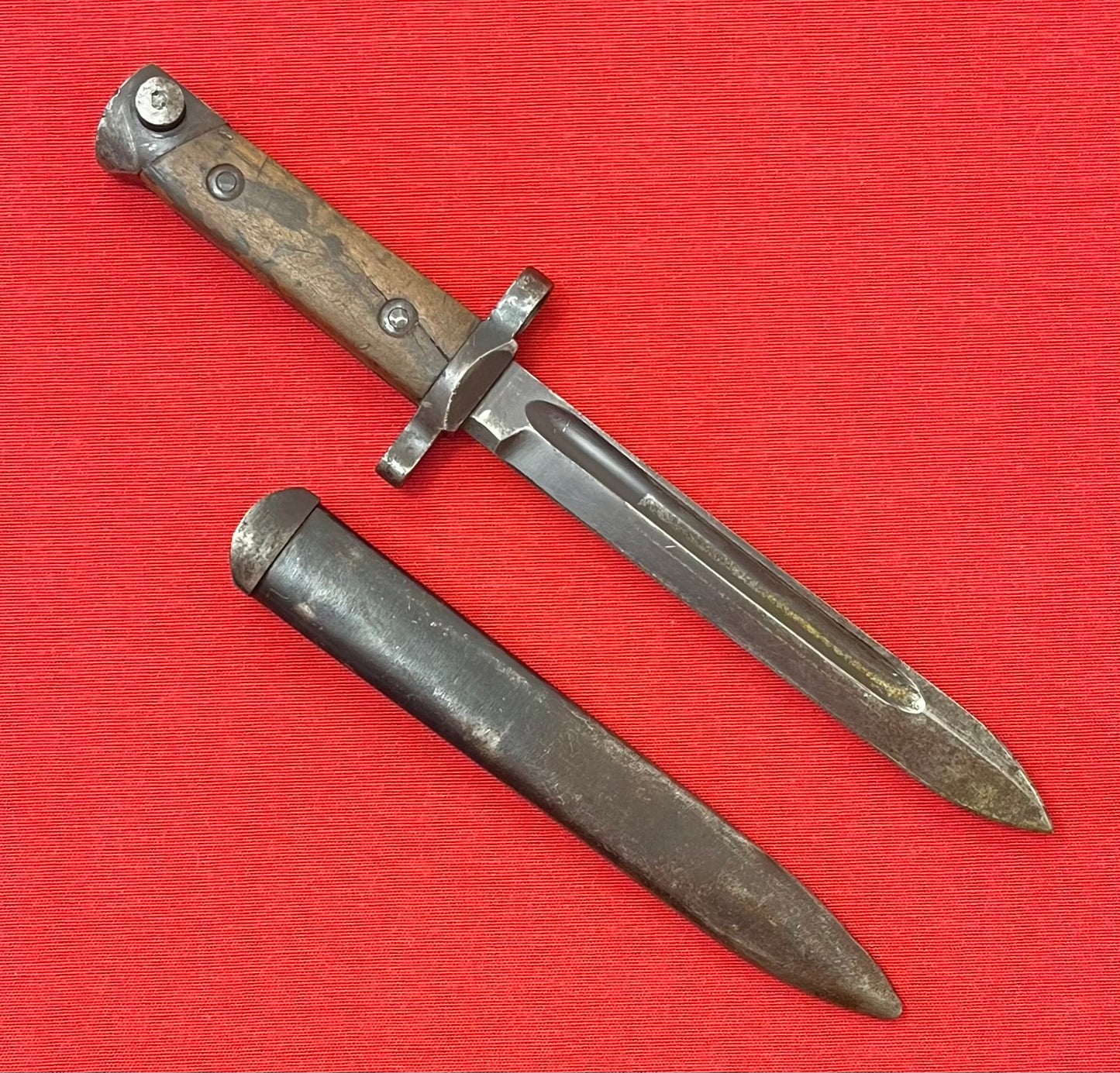 WWII Italian Model 1938 Mannlicher-Carcano Fixed Bayonet & Scabbard