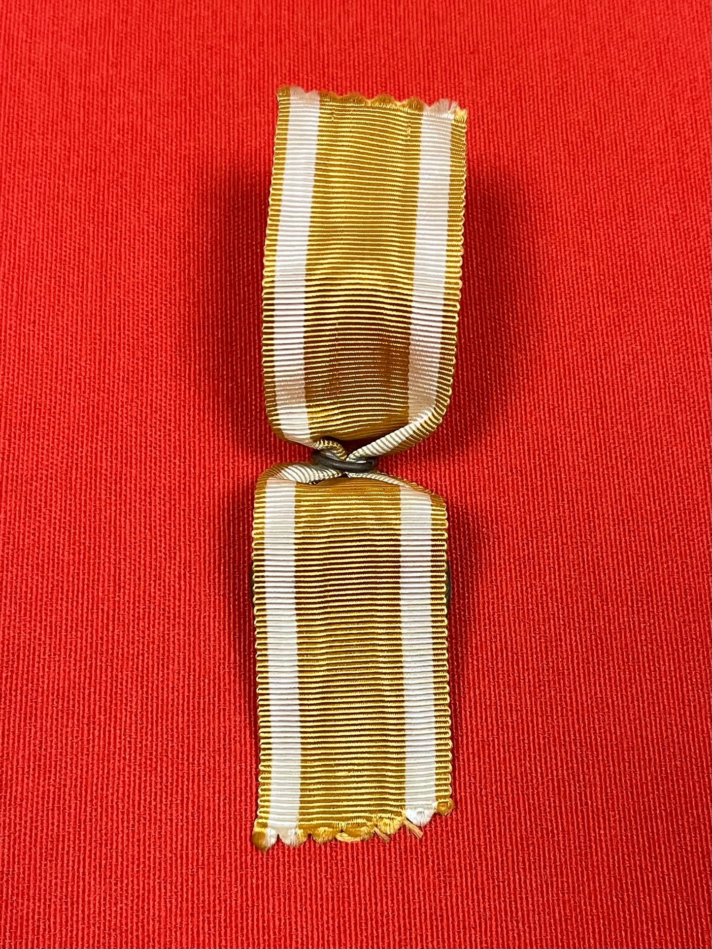 WWII German West Wall Medal (Deutsches Schutzwall-Ehrenzeichen) & Ribbon