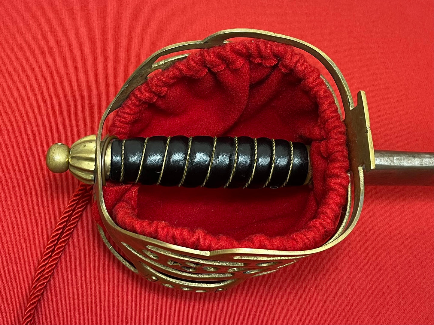 P1828 Scottish Basket-Hilted Claymore Broadsword (High-Grade) Reproduction