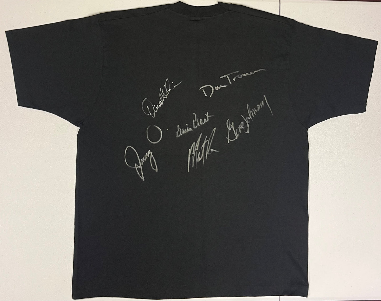 Diamond Rio - Band T-Shirt Autographed Six Signatures XL