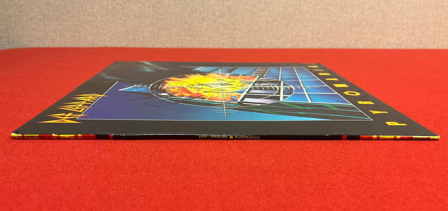 Def Leppard - Pyromania LP / Joe Elliott & Phil Collen Autographed 1983 Signed !!!