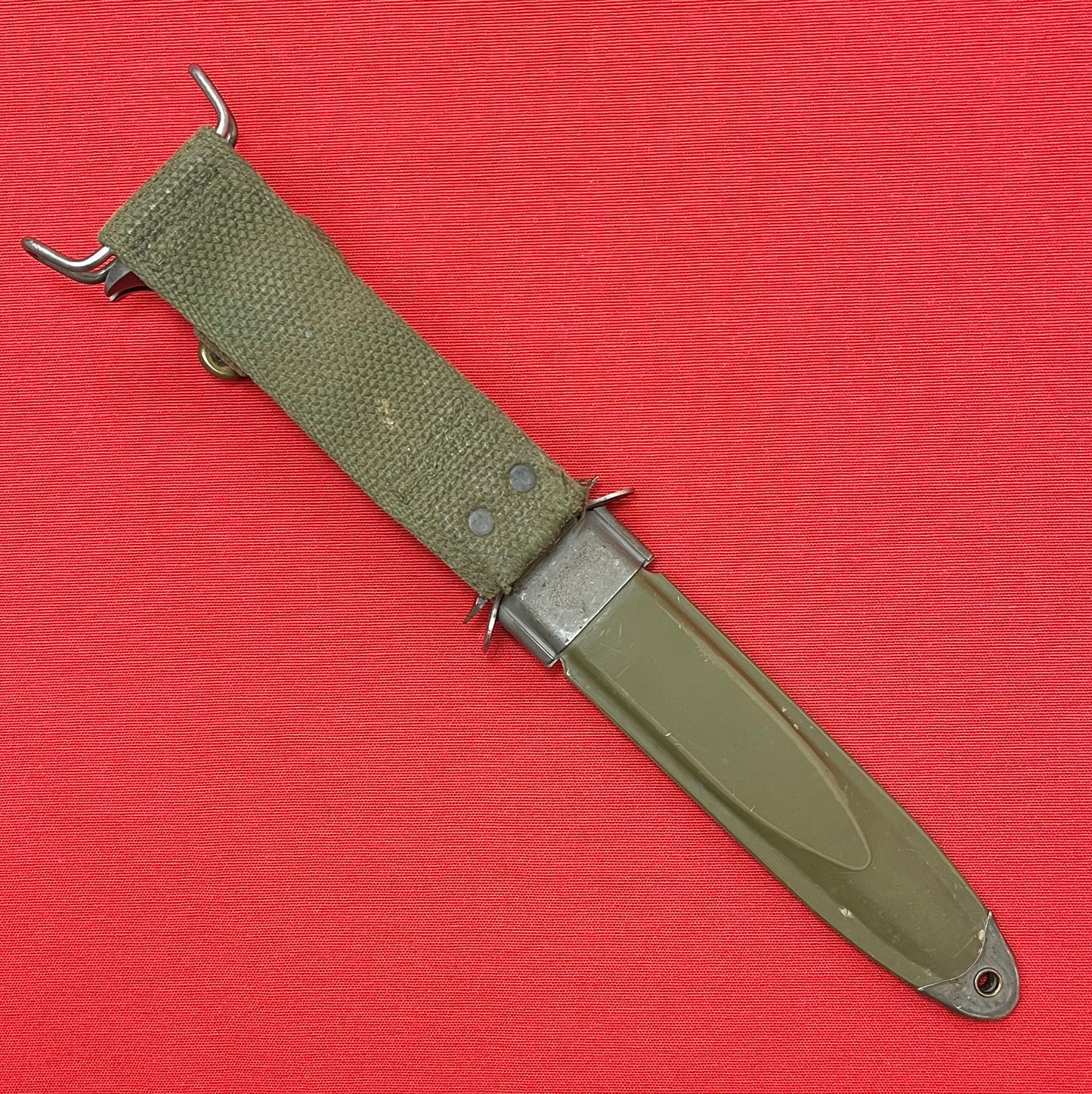 Original U.S Imperial M-7S Fighting Survival Knife W/I M8A1 Scabbard
