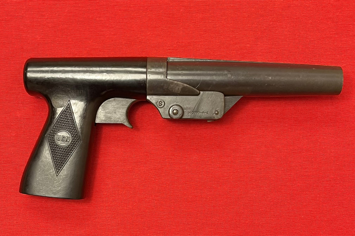 WW2 U.S.N. Navy Mark 5 Signal Flare Pistol Dated 1944