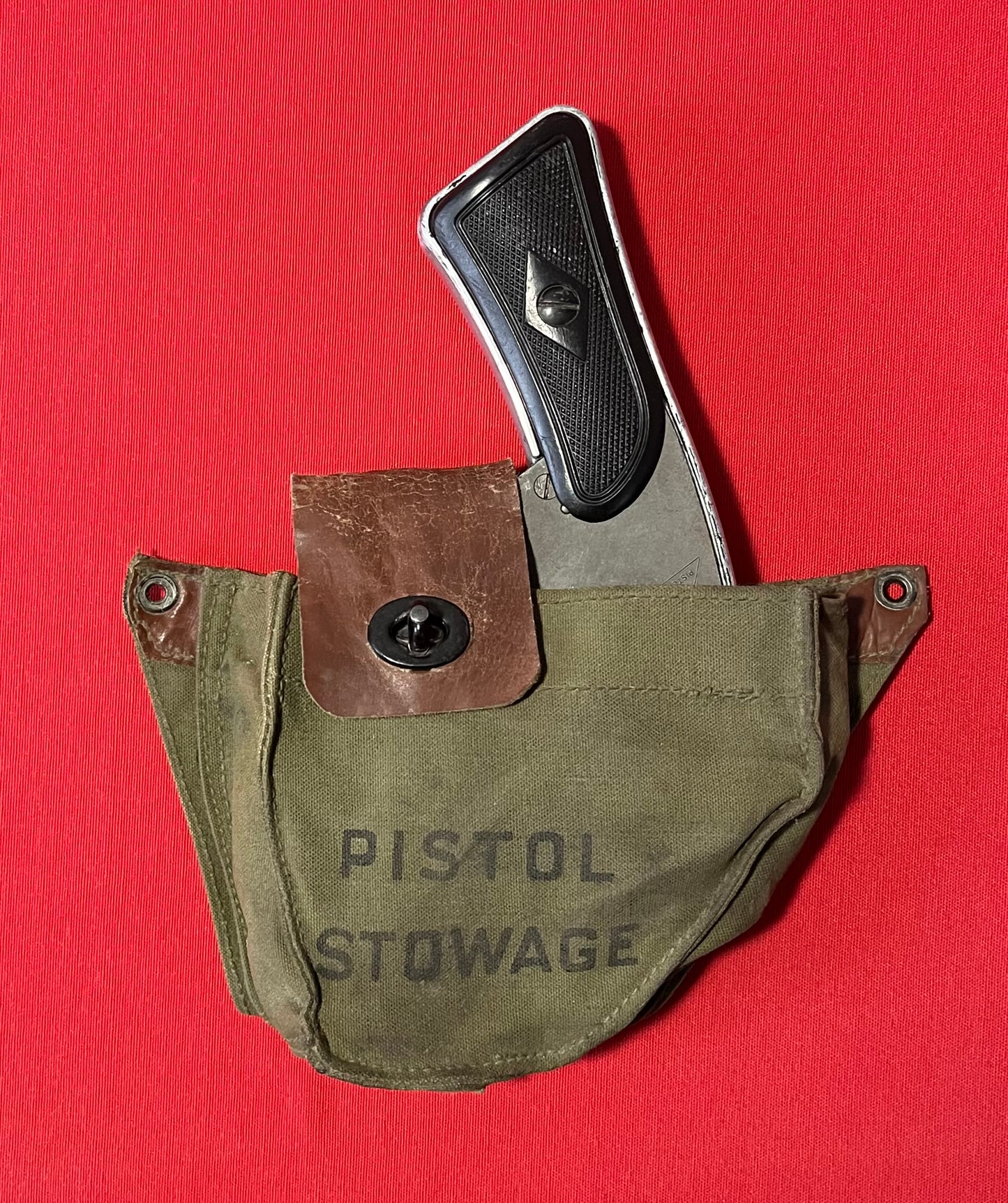 Original U.S. WWII 37mm M8 Pyrotechnic Signal Flare Pistol - Gun by SWC & Scarce Aircraft Stowage Wall Mounted Bag