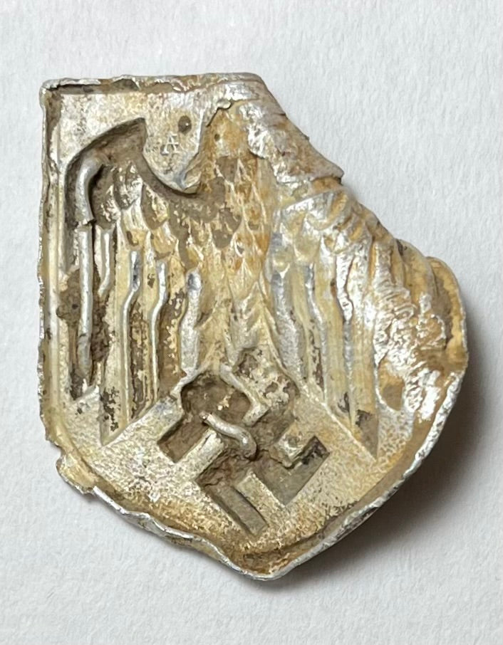 Original WWIl German DAK Sun/Pith Helmet Badge Relic - Stone House Museum