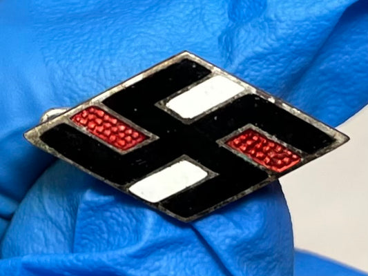 Original WWII German Hitler Youth NSDStB MEMBERSHIP LAPEL PIN (NSDStB-Mitglied Abzeichen)
